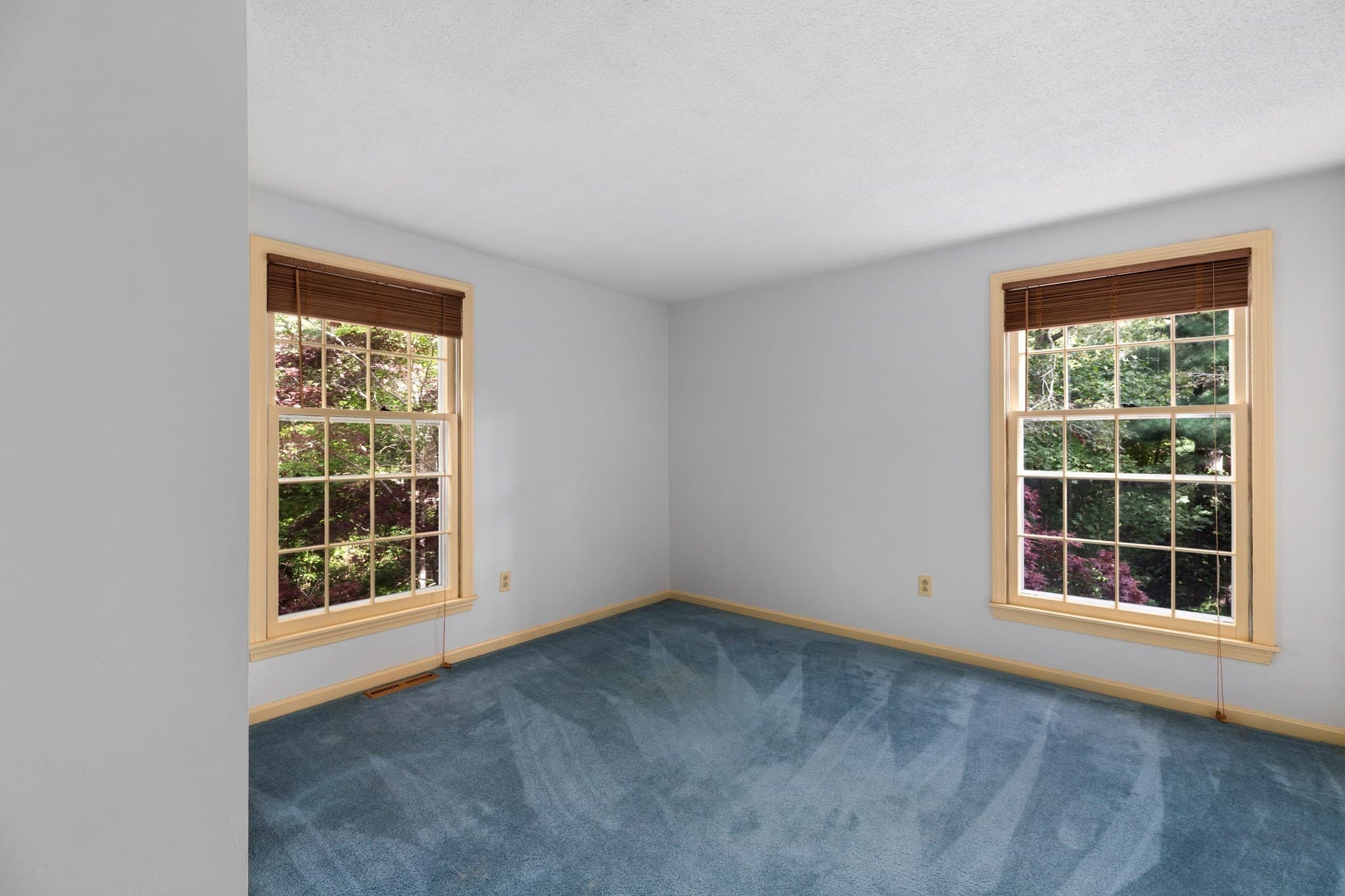 Single Family Residence at 204 Woods Hole Rd, Falmouth MA 02540, Falmouth, photo 25 of 41