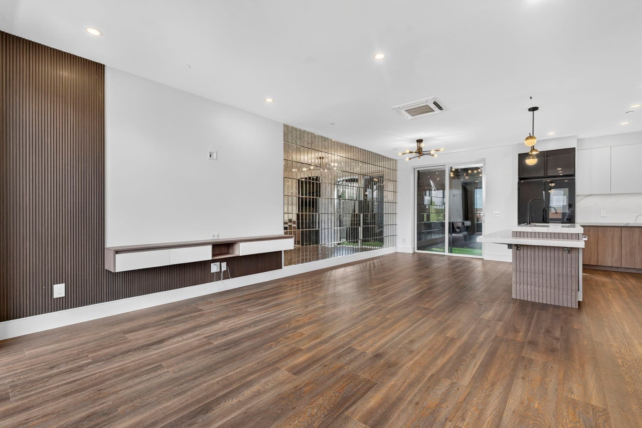 Condominium at 29 Woodford St # 3, Boston MA 02125, Boston, photo 4 of 41