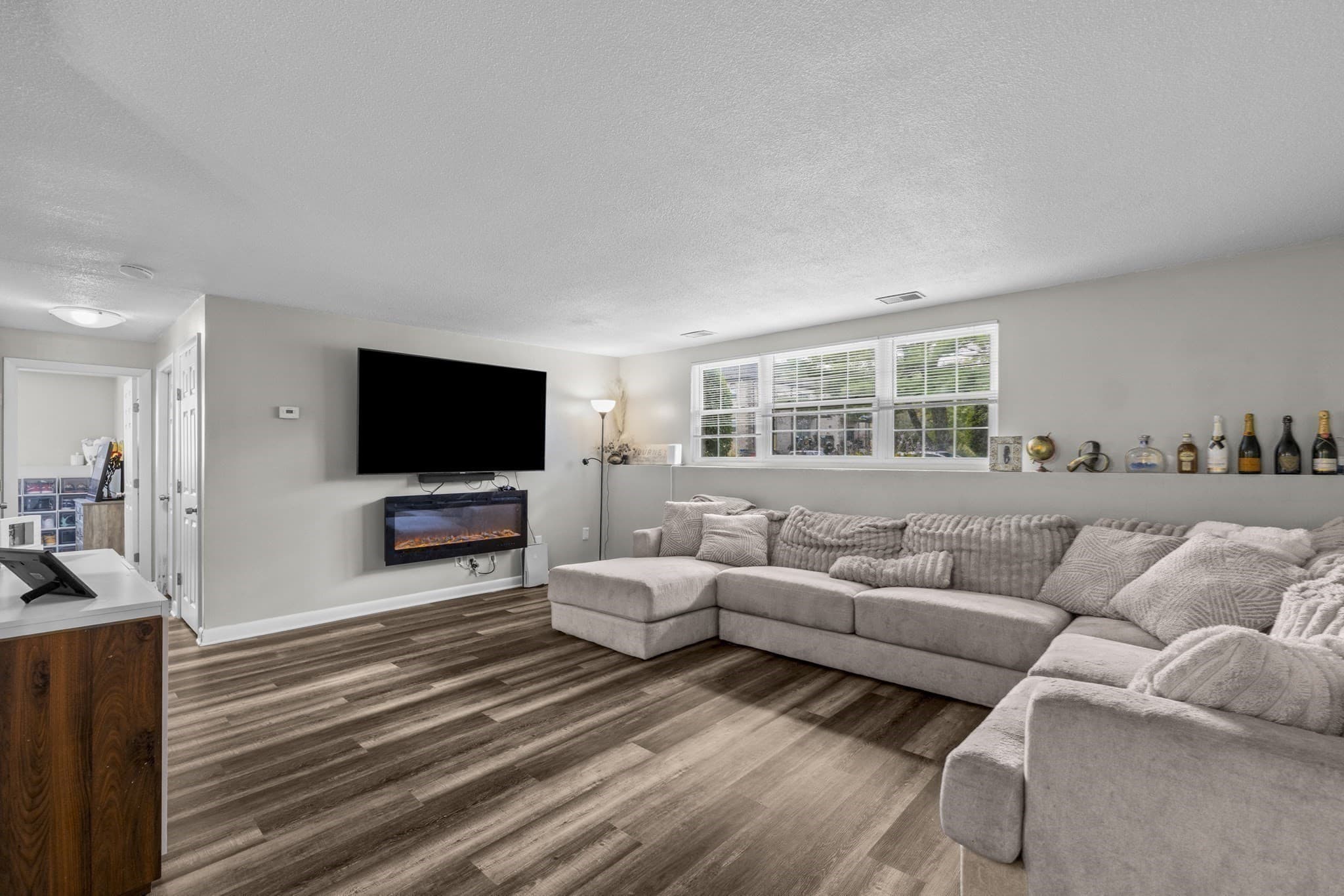 Condominium at 103 Oak Ln # 4, Brockton MA 02301, Brockton, photo 4 of 23