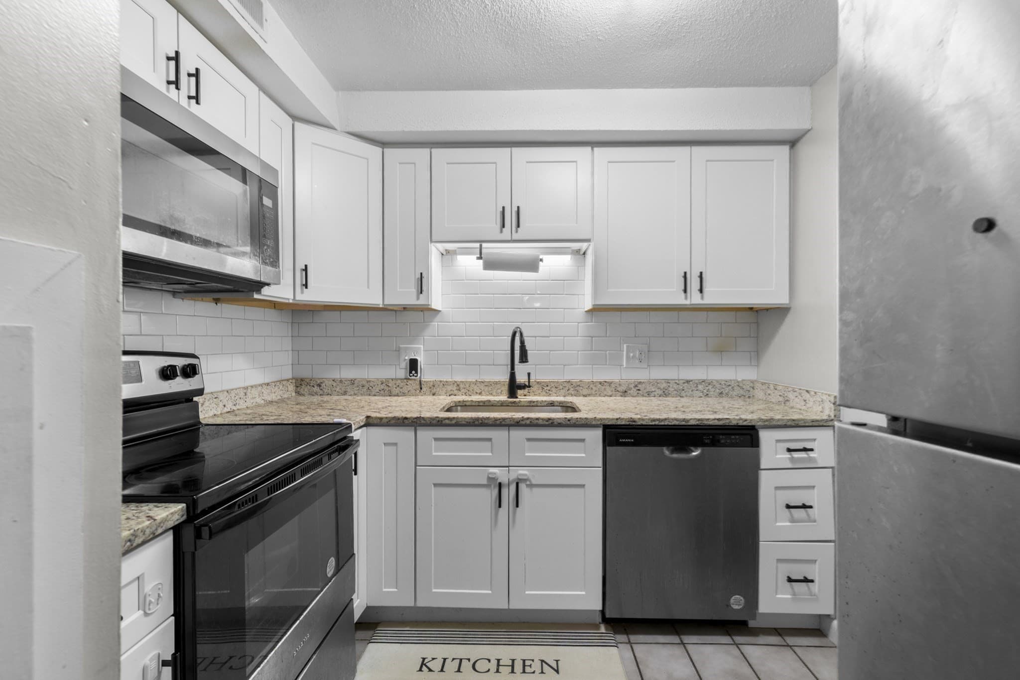 Condominium at 103 Oak Ln # 4, Brockton MA 02301, Brockton, photo 8 of 23