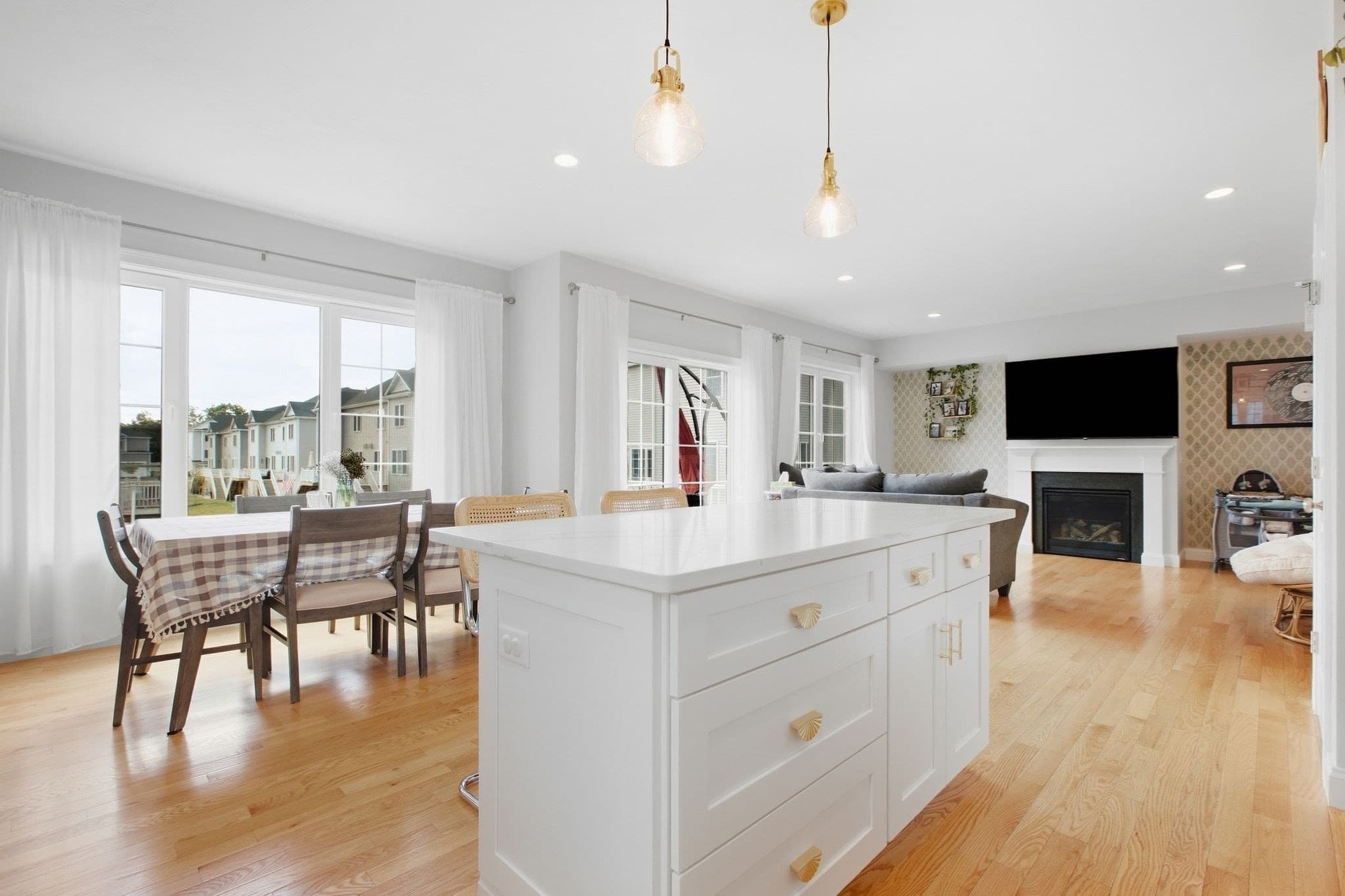 Condominium at 34 Pouts Ln # 34, Uxbridge MA 01569, Uxbridge, photo 5 of 25