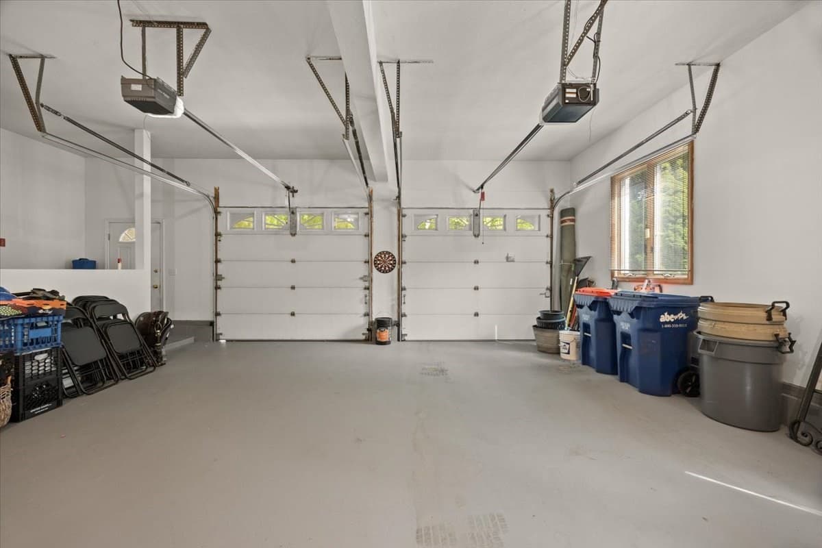 Single Family Residence at 84 Jane Howland Dr, Seekonk MA 02771, Seekonk, photo 34 of 42
