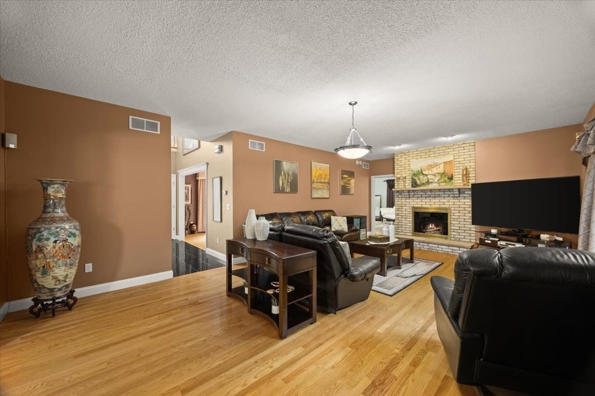 Single Family Residence at 84 Jane Howland Dr, Seekonk MA 02771, Seekonk, photo 15 of 42