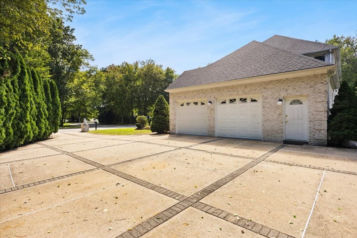 Single Family Residence at 84 Jane Howland Dr, Seekonk MA 02771, Seekonk, photo 39 of 42