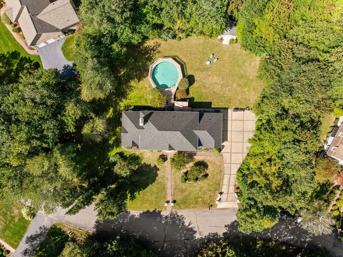 Single Family Residence at 84 Jane Howland Dr, Seekonk MA 02771, Seekonk, photo 4 of 42
