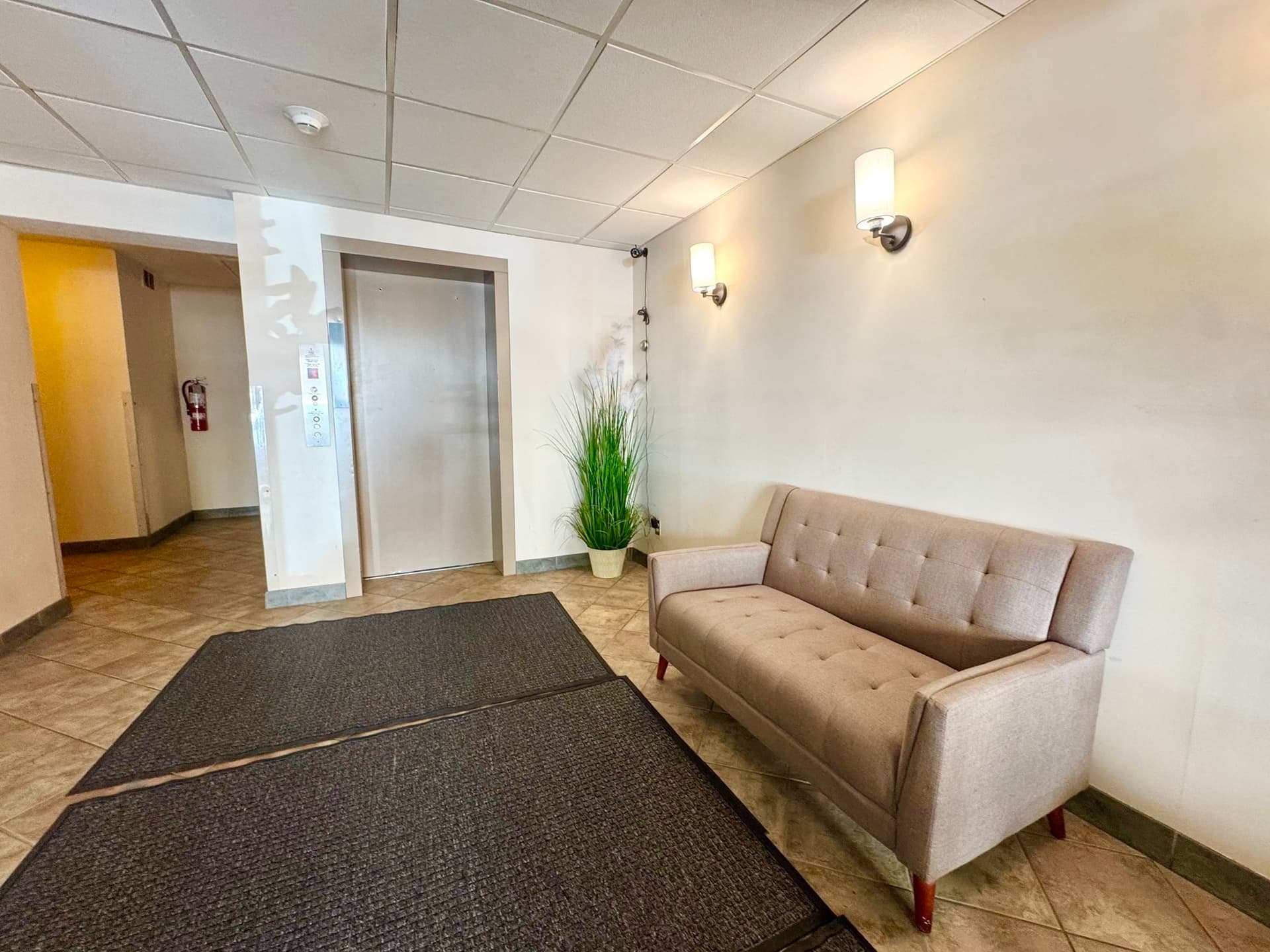 Apartment at 123 Sewall Ave # 3F, Brookline MA 02446, photo 13 of 16