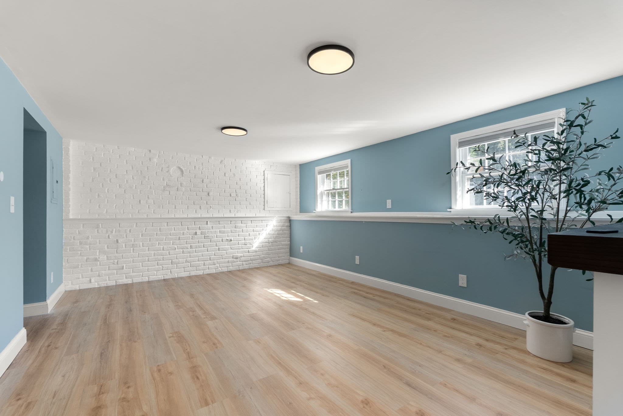 Single Family Residence at 8 Yale St, Groveland MA 01834, Groveland, photo 18 of 29