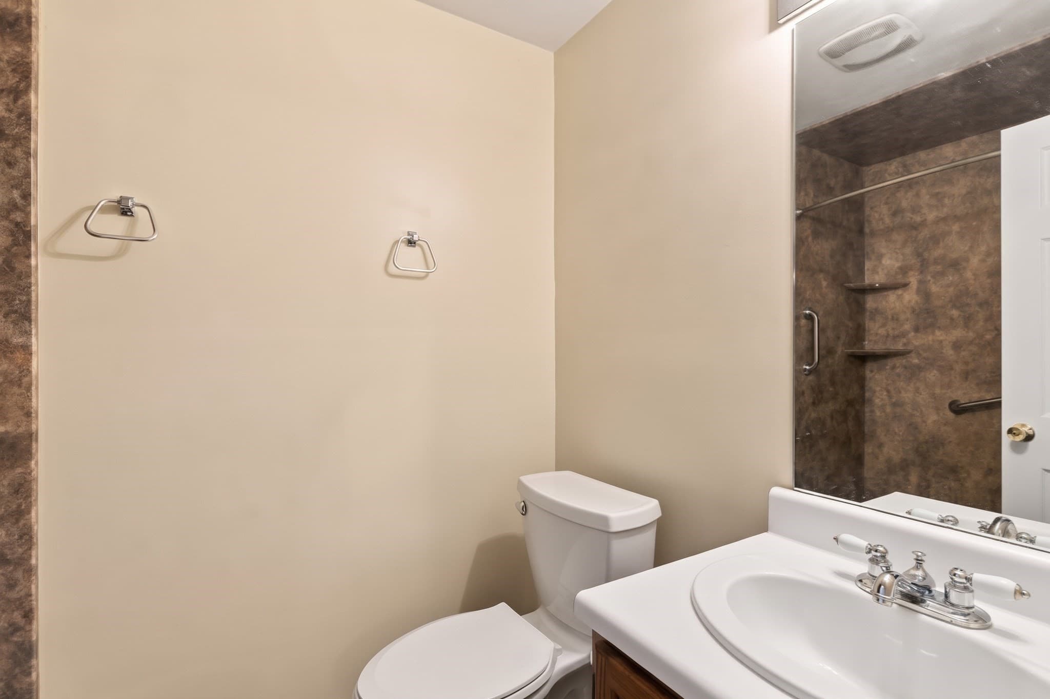 Condominium at 175 Littleton Road # B6, Chelmsford MA 01824, Chelmsford, photo 19 of 24