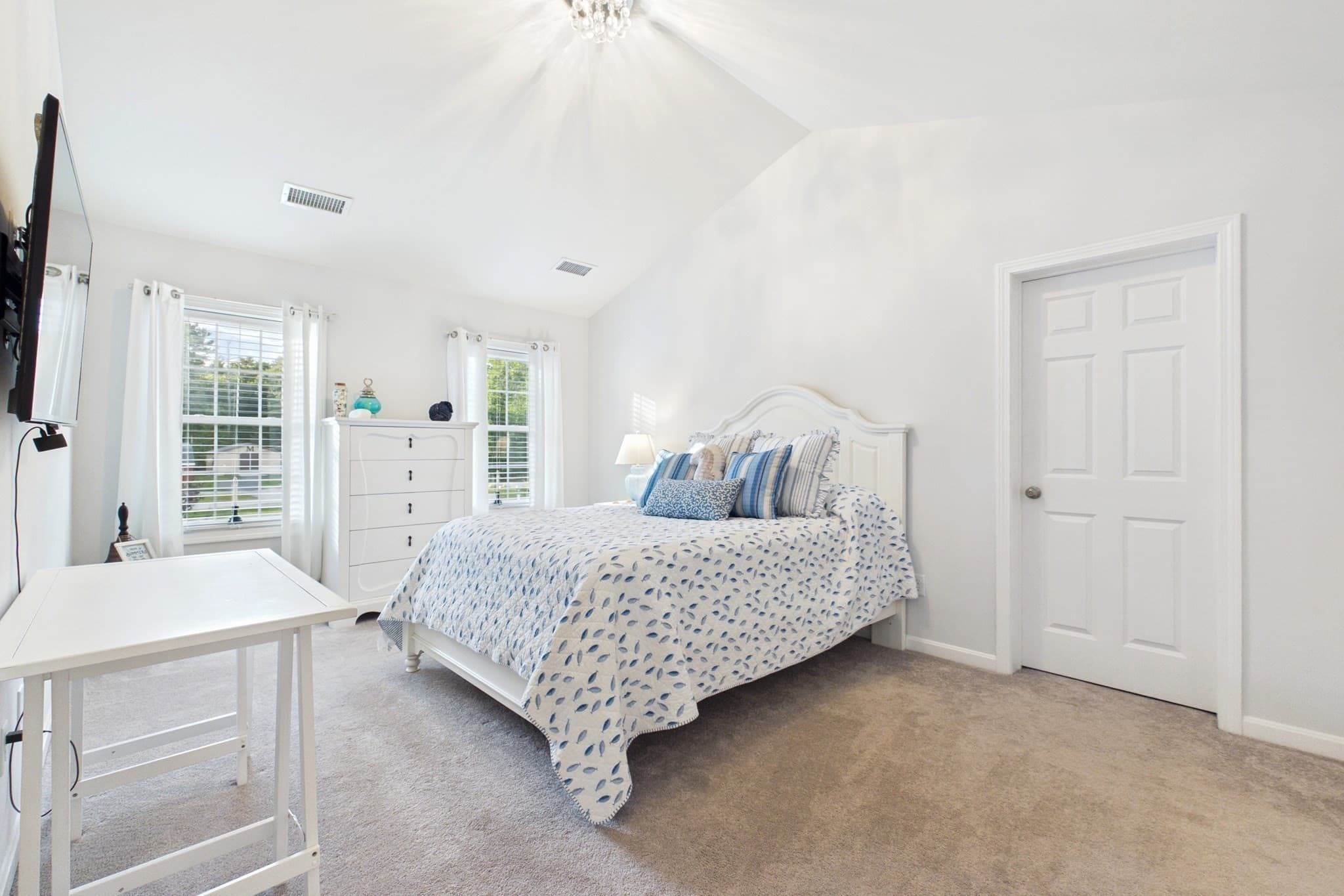 Single Family Residence at 232 Collins Corner Rd, Dartmouth MA 02747, Dartmouth, photo 19 of 42