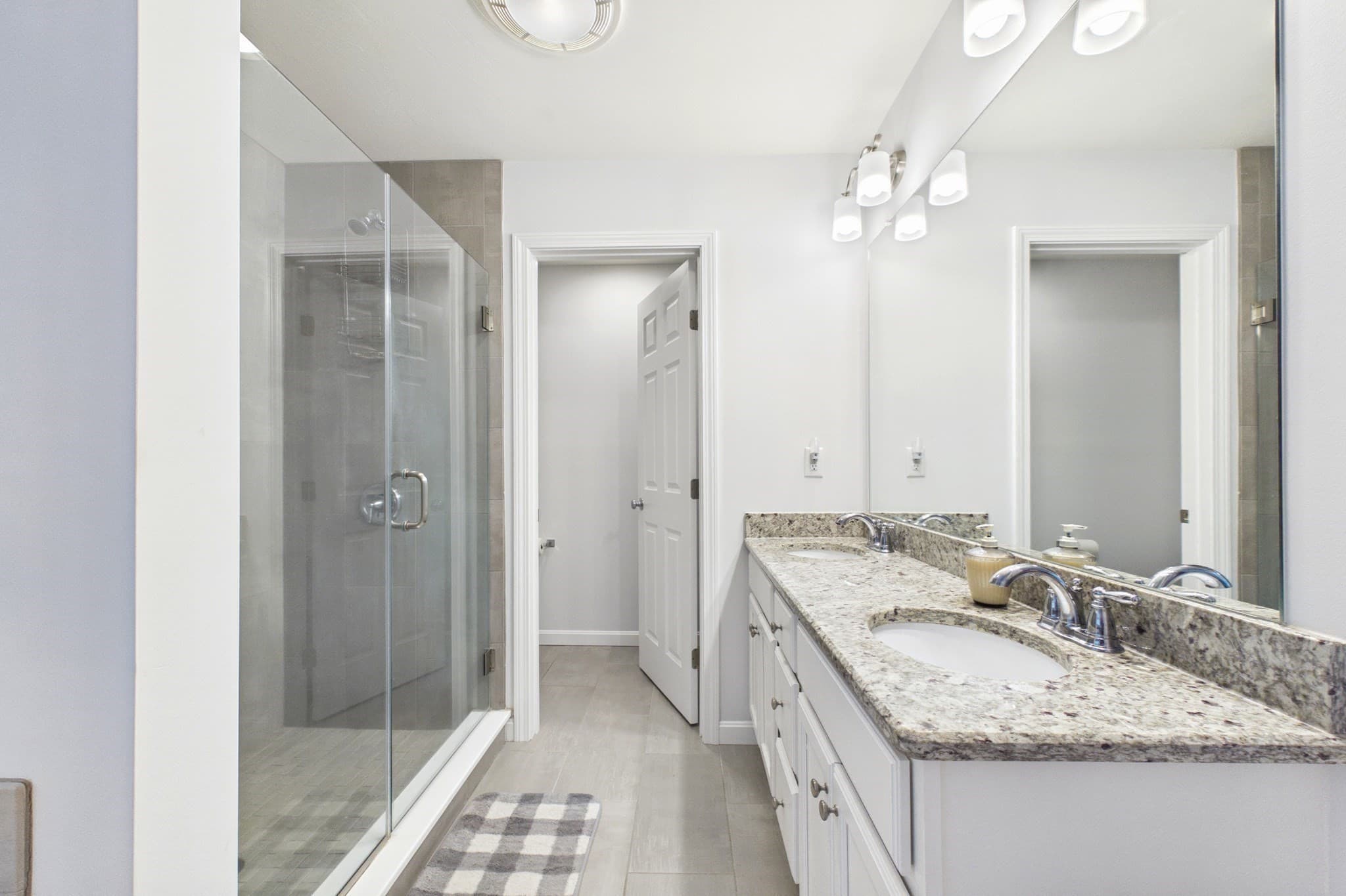 Single Family Residence at 232 Collins Corner Rd, Dartmouth MA 02747, Dartmouth, photo 21 of 42