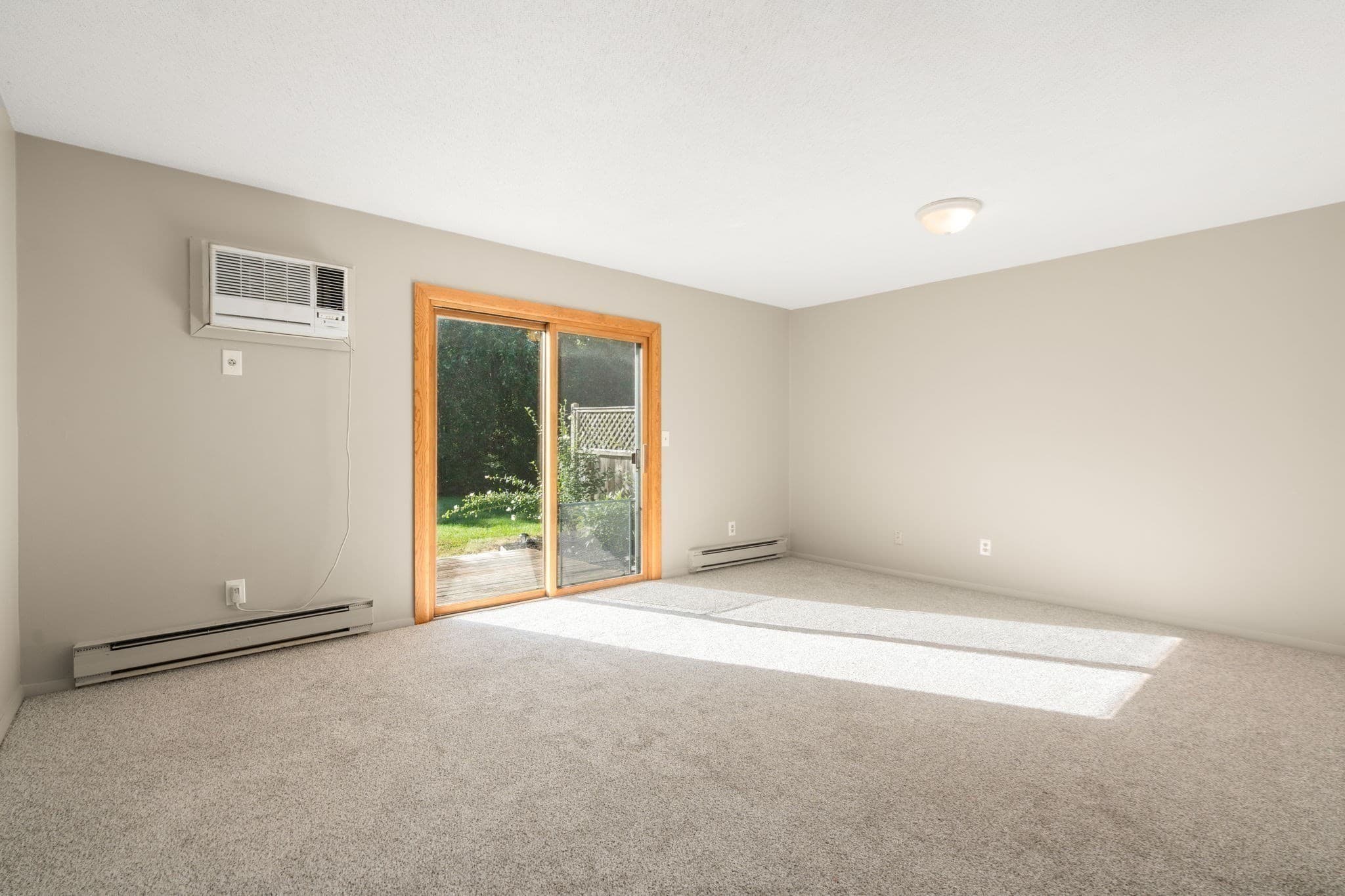 Condominium at 170 E Hadley Rd # 74, Amherst MA 01002, Amherst, photo 6 of 34