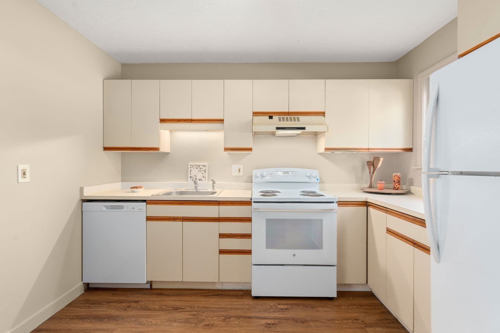 Condominium at 170 E Hadley Rd # 74, Amherst MA 01002, Amherst, photo 13 of 34