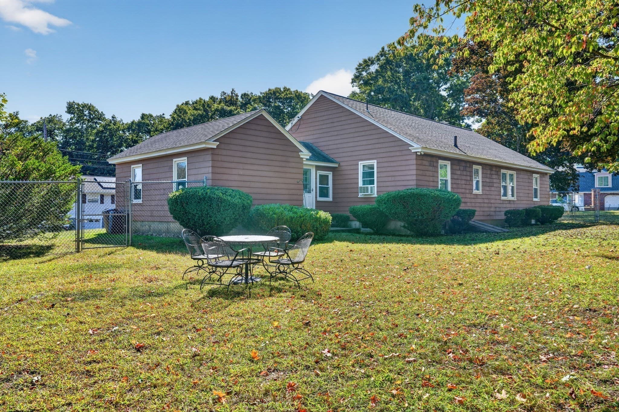 Single Family Residence at 36 Mckenney Cir, Andover MA 01810, Andover, photo 32 of 36