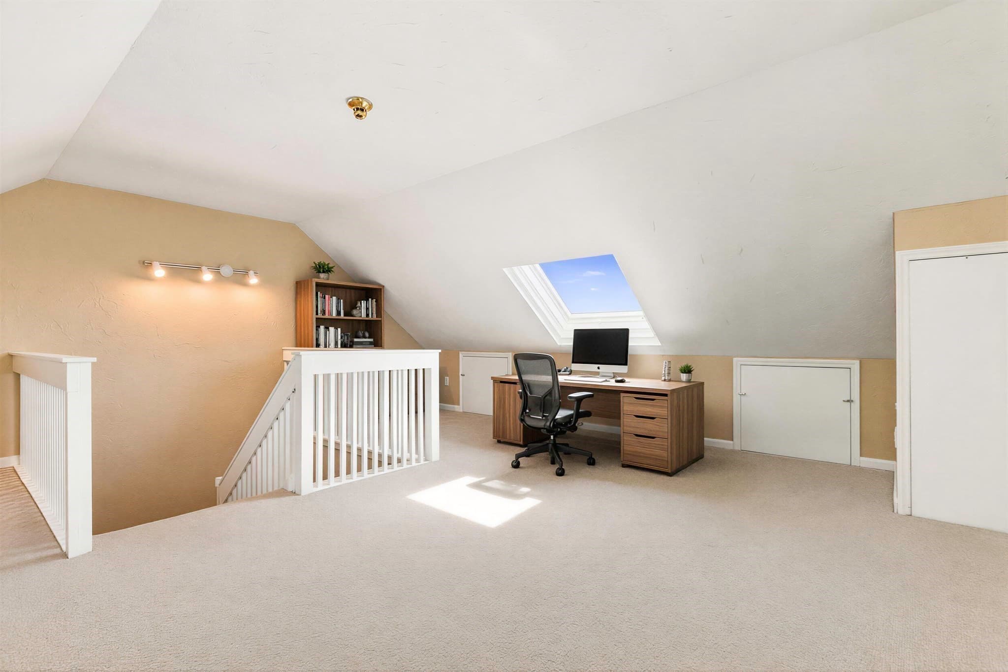 Condominium at 45 Lakeside Ave # 29, Marlborough MA 01752, Marlborough, photo 33 of 41