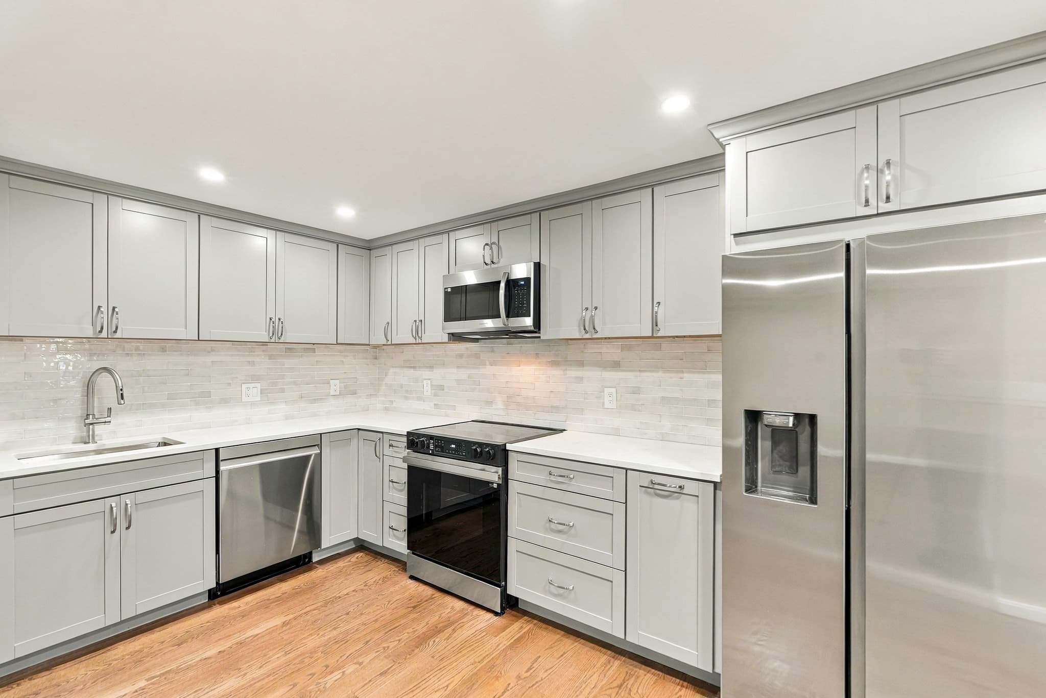 Condominium at 45 Lakeside Ave # 29, Marlborough MA 01752, Marlborough, photo 11 of 41