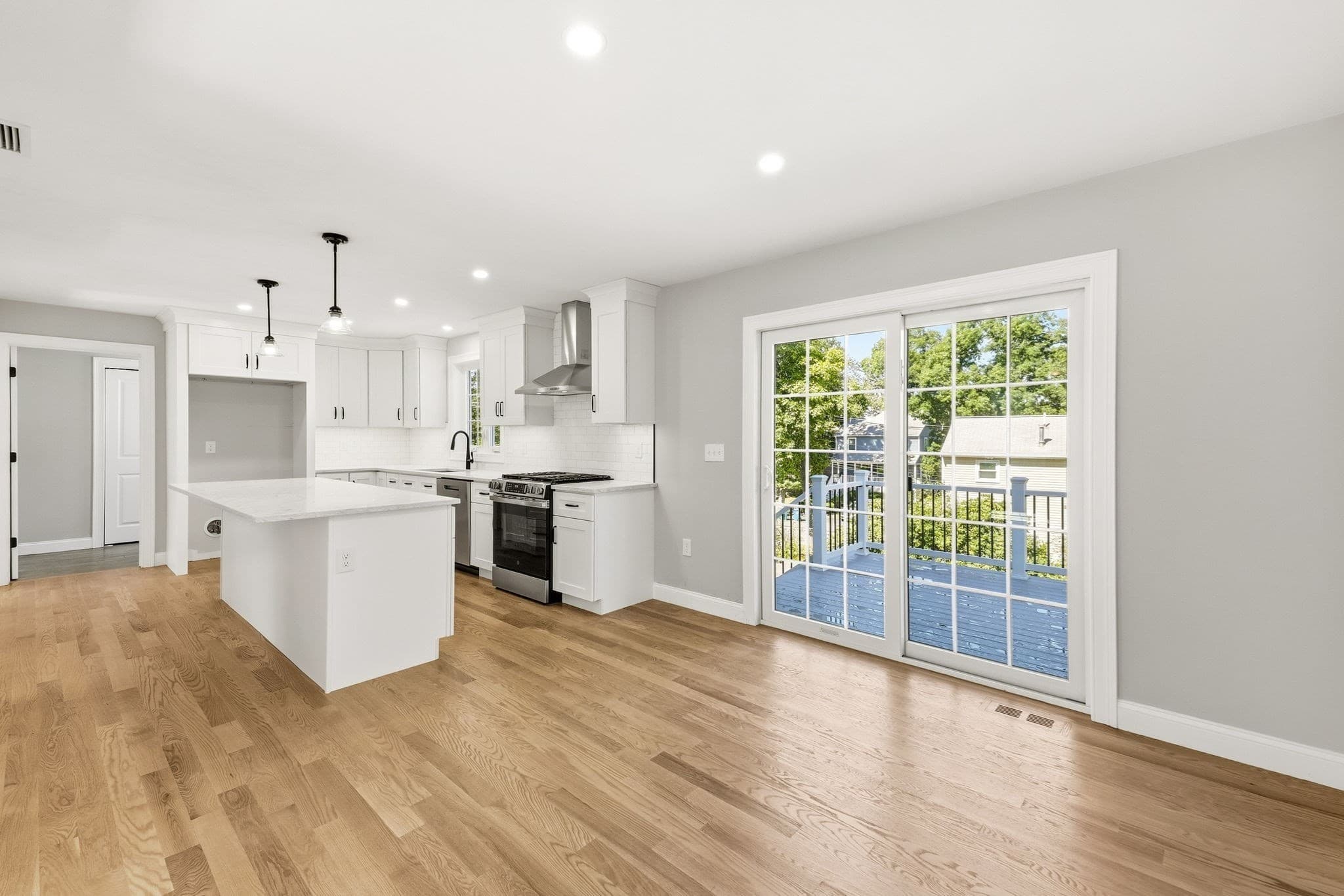 Single Family Residence at 15 Reardon Rd, Billerica MA 01821, Billerica, photo 11 of 42