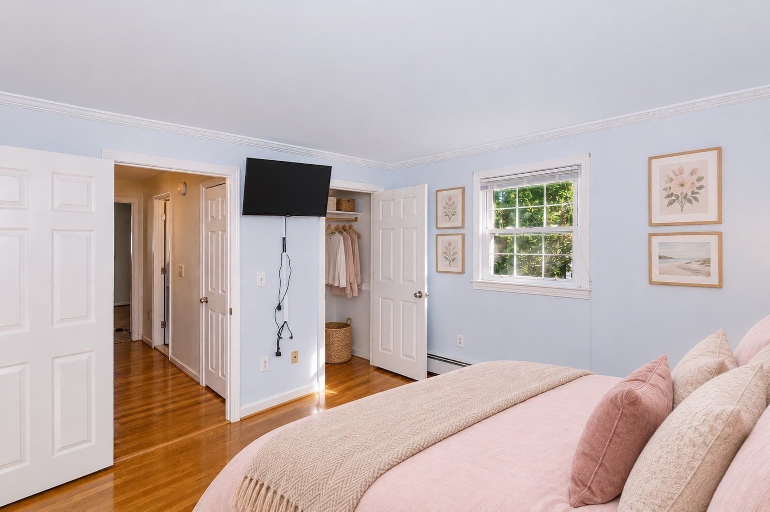 Single Family Residence at 14 Cunningham Dr, Framingham MA 01701, Framingham, photo 21 of 40