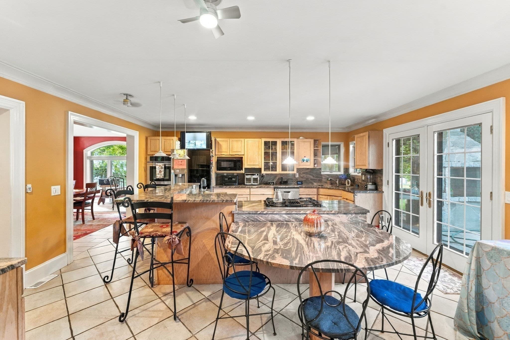 Single Family Residence at 3147 Sharps Lot Rd, Dighton MA 02715, Dighton, photo 11 of 42