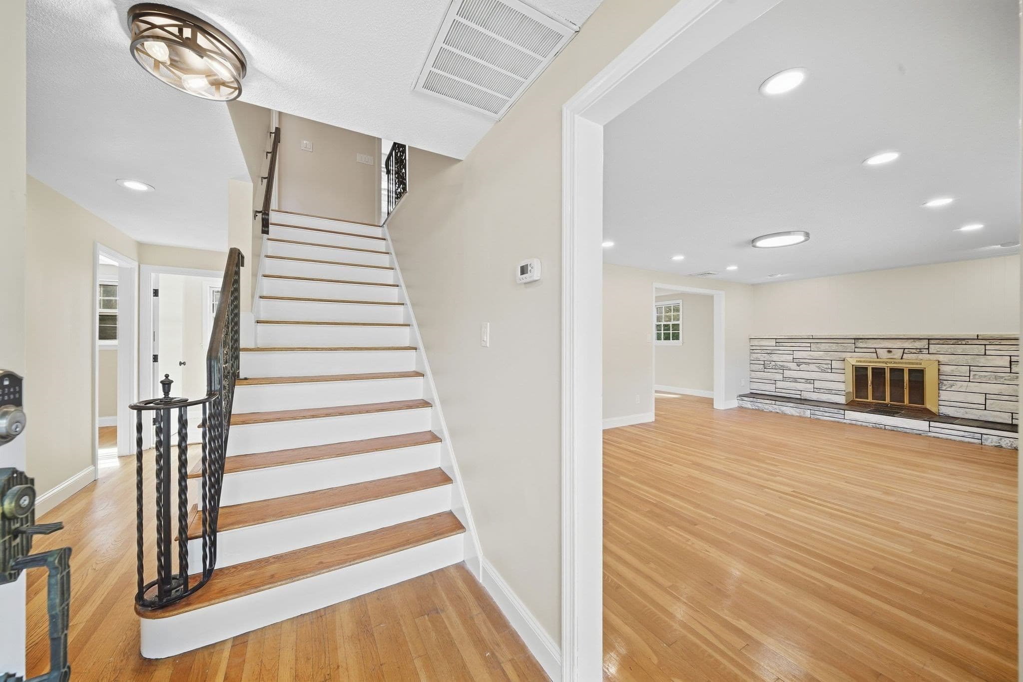 Single Family Residence at 15 Maplewood Rd, Tewksbury MA 01876, Tewksbury, photo 2 of 42