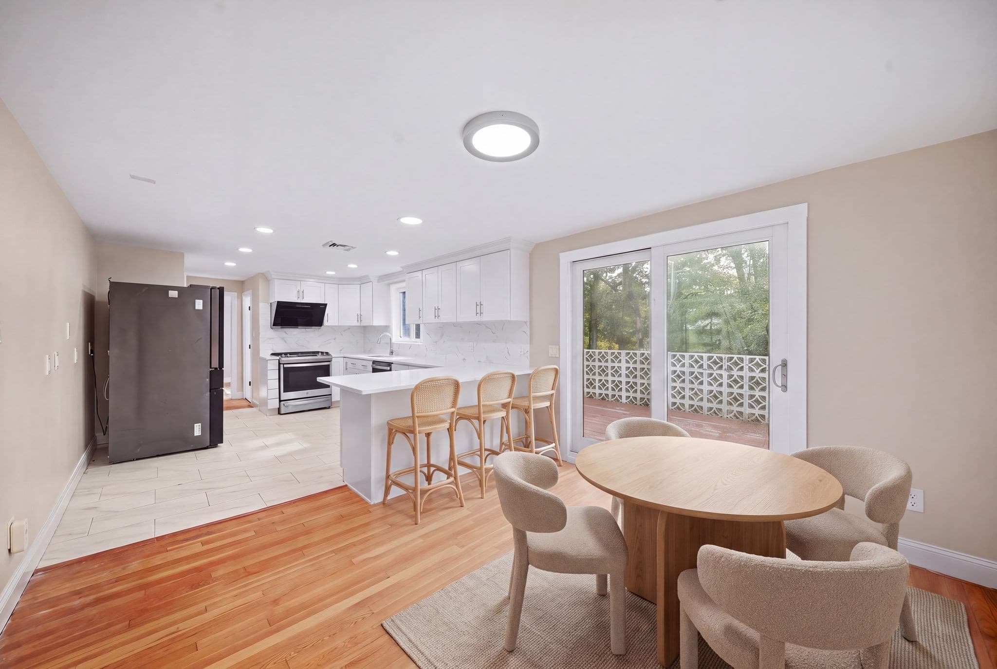Single Family Residence at 15 Maplewood Rd, Tewksbury MA 01876, Tewksbury, photo 7 of 42
