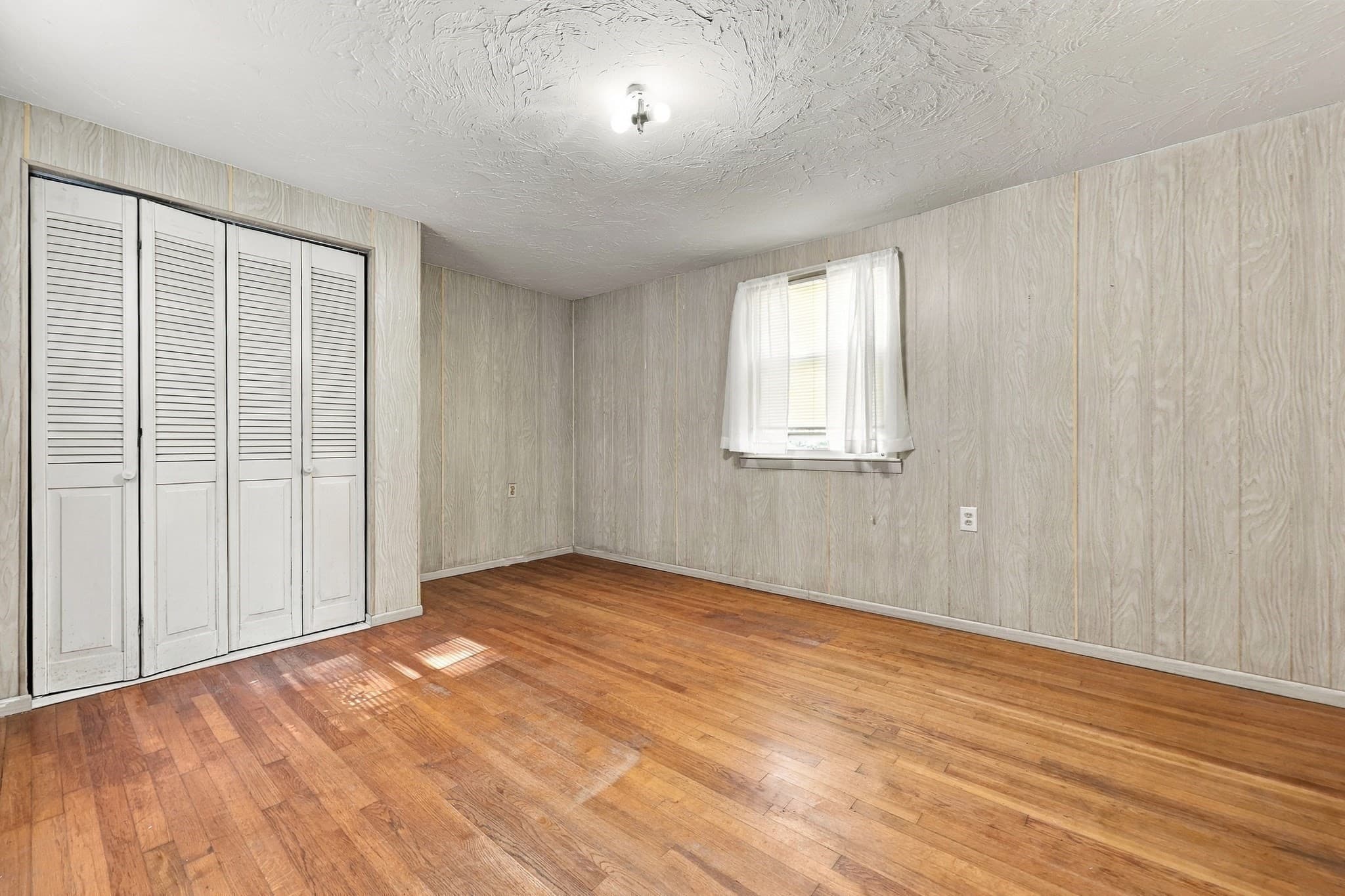 Single Family Residence at 44 Margin Street, Worcester MA 01604, Worcester, photo 7 of 21