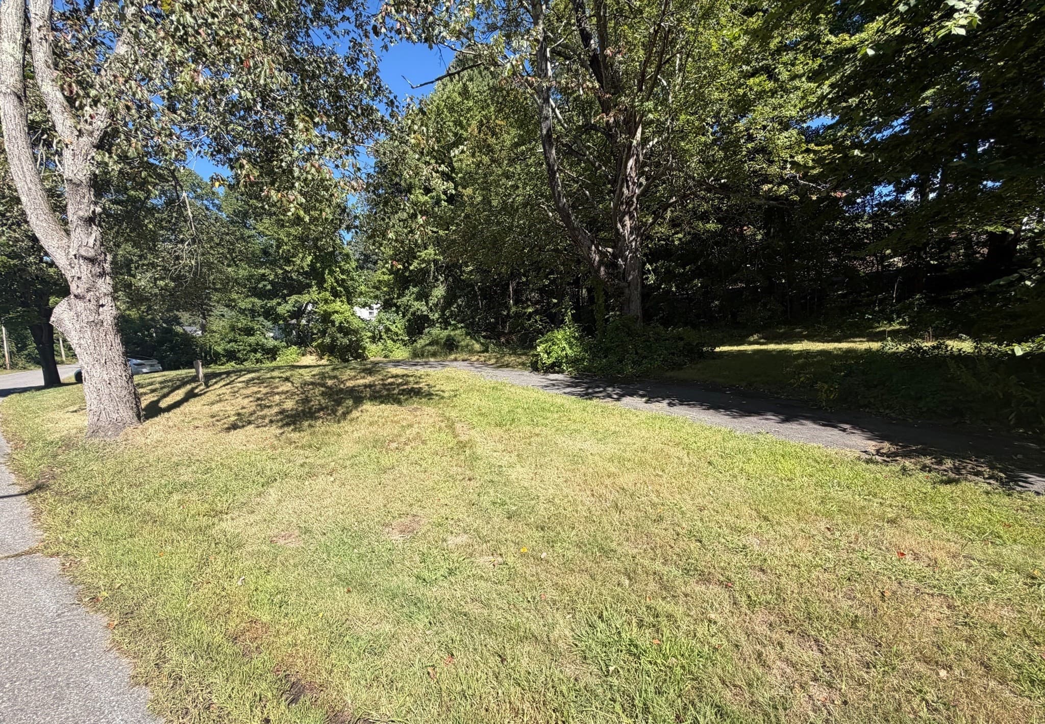 Residential at 51 Rigby St, Clinton MA 01510, Clinton, photo 2 of 2