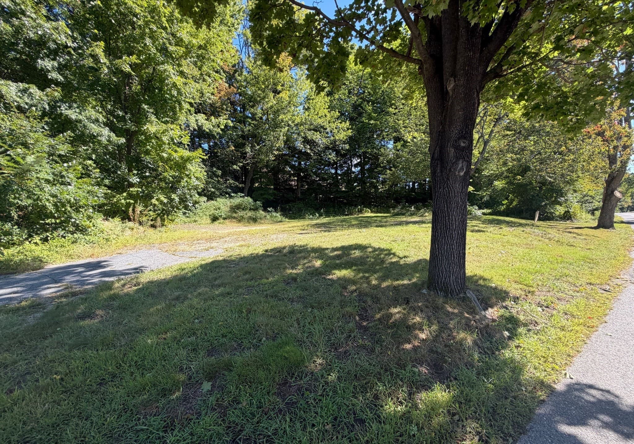 51 Rigby St, Clinton MA 01510