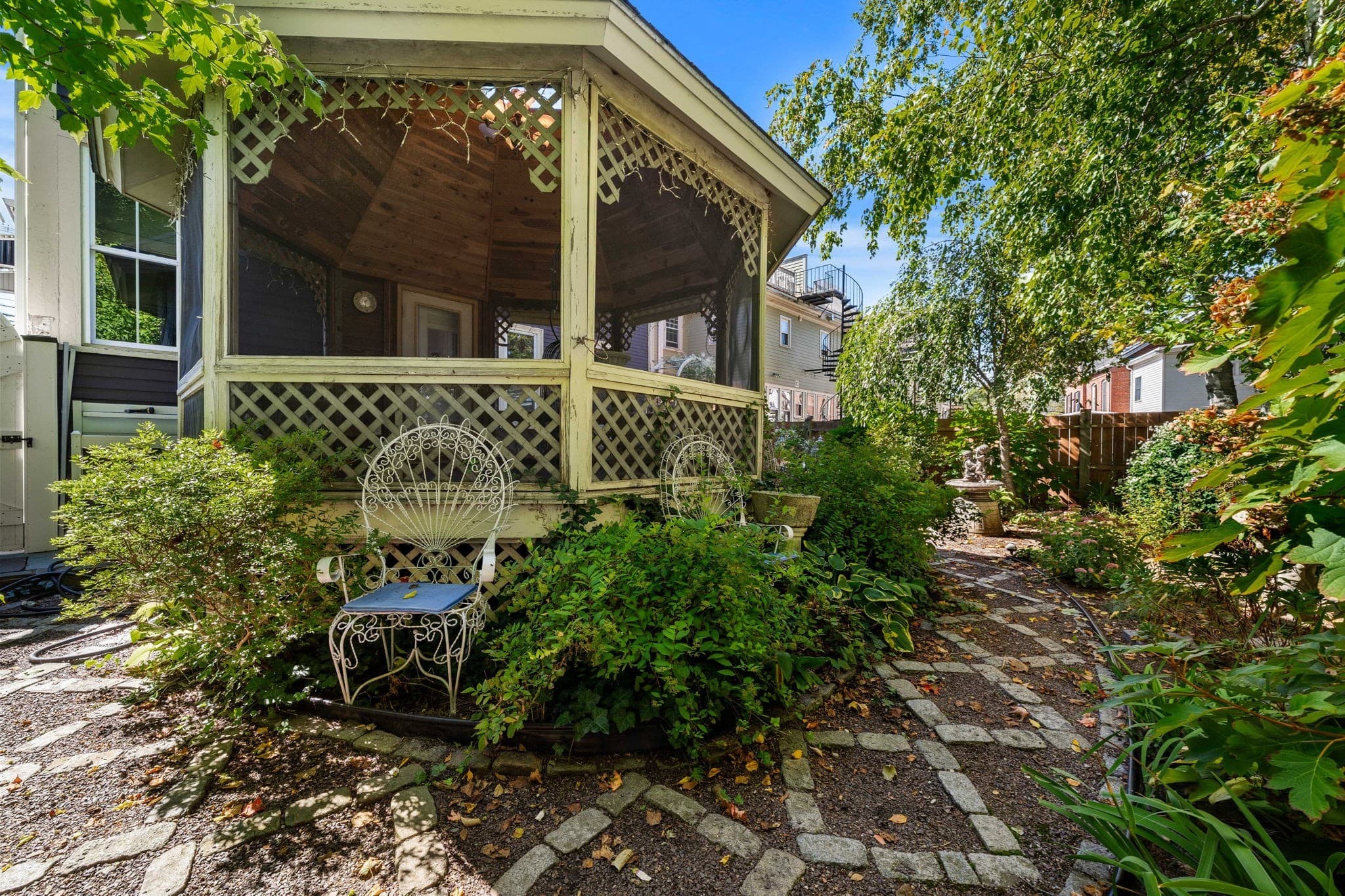 Single Family Residence at 154 High St, Newburyport MA 01950, Newburyport, photo 7 of 42