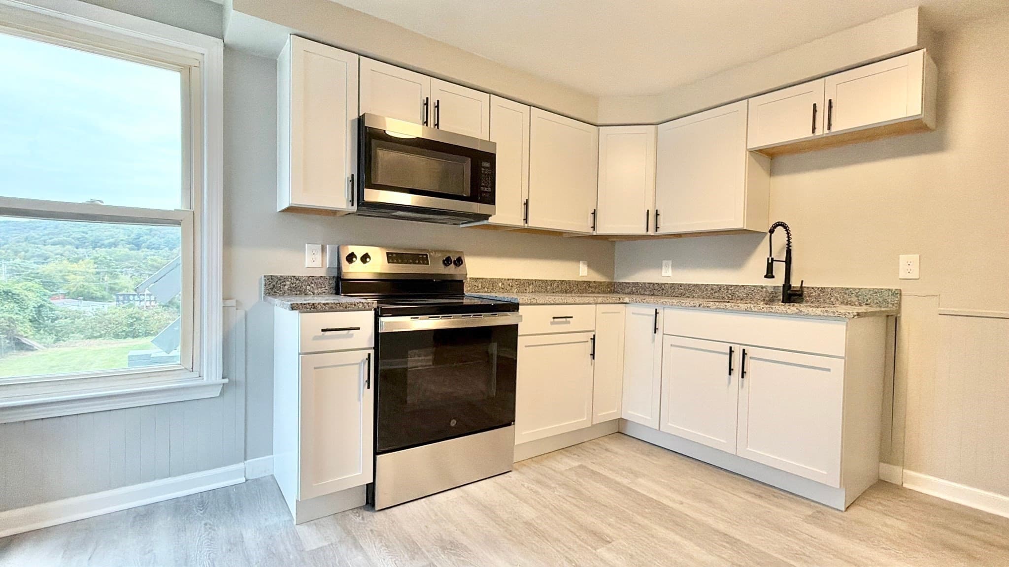 3 Family - 3 Units Up/Down at 1266 South Main St, Palmer MA 01069, Palmer, photo 16 of 34