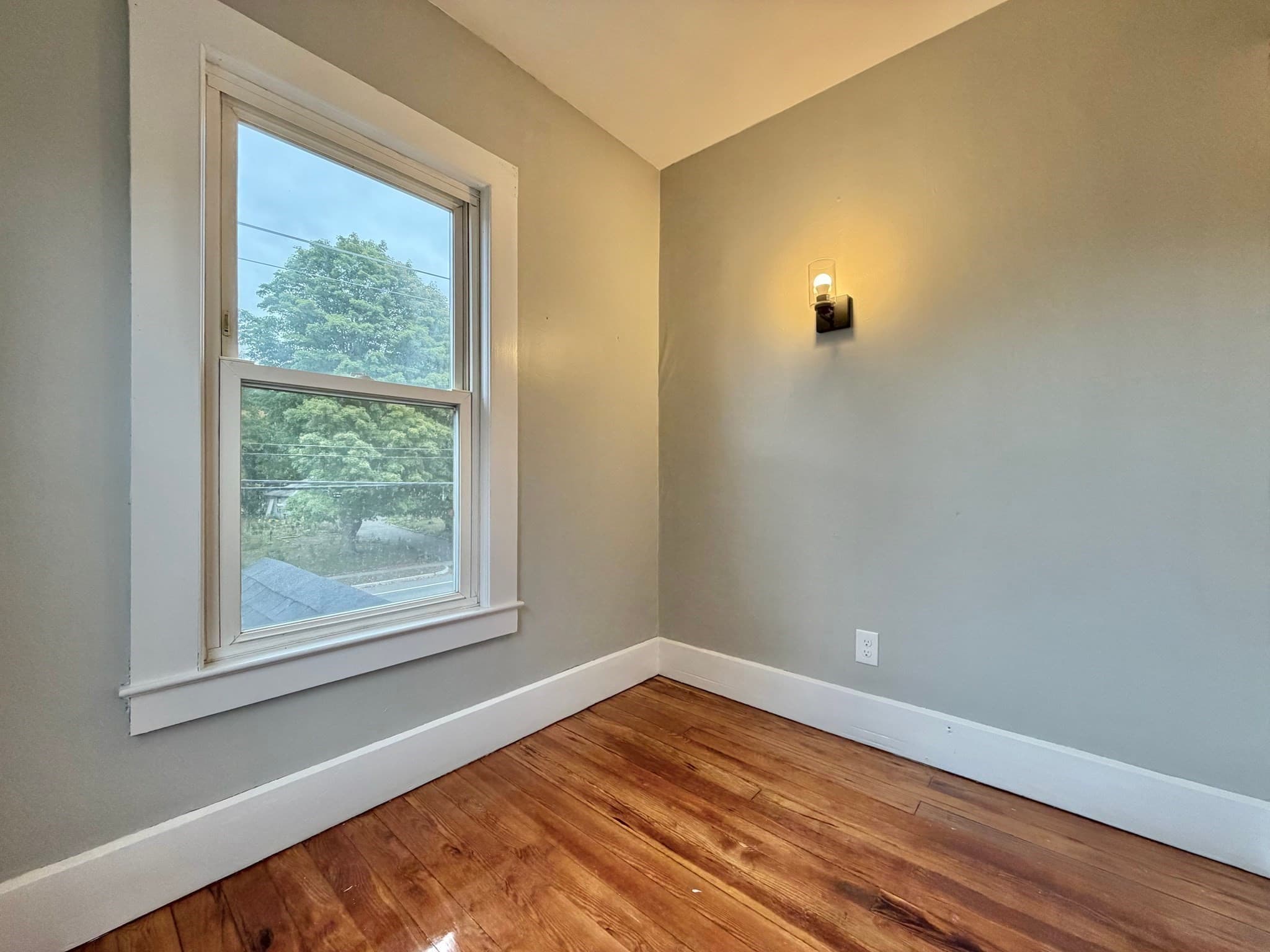3 Family - 3 Units Up/Down at 1266 South Main St, Palmer MA 01069, Palmer, photo 24 of 34