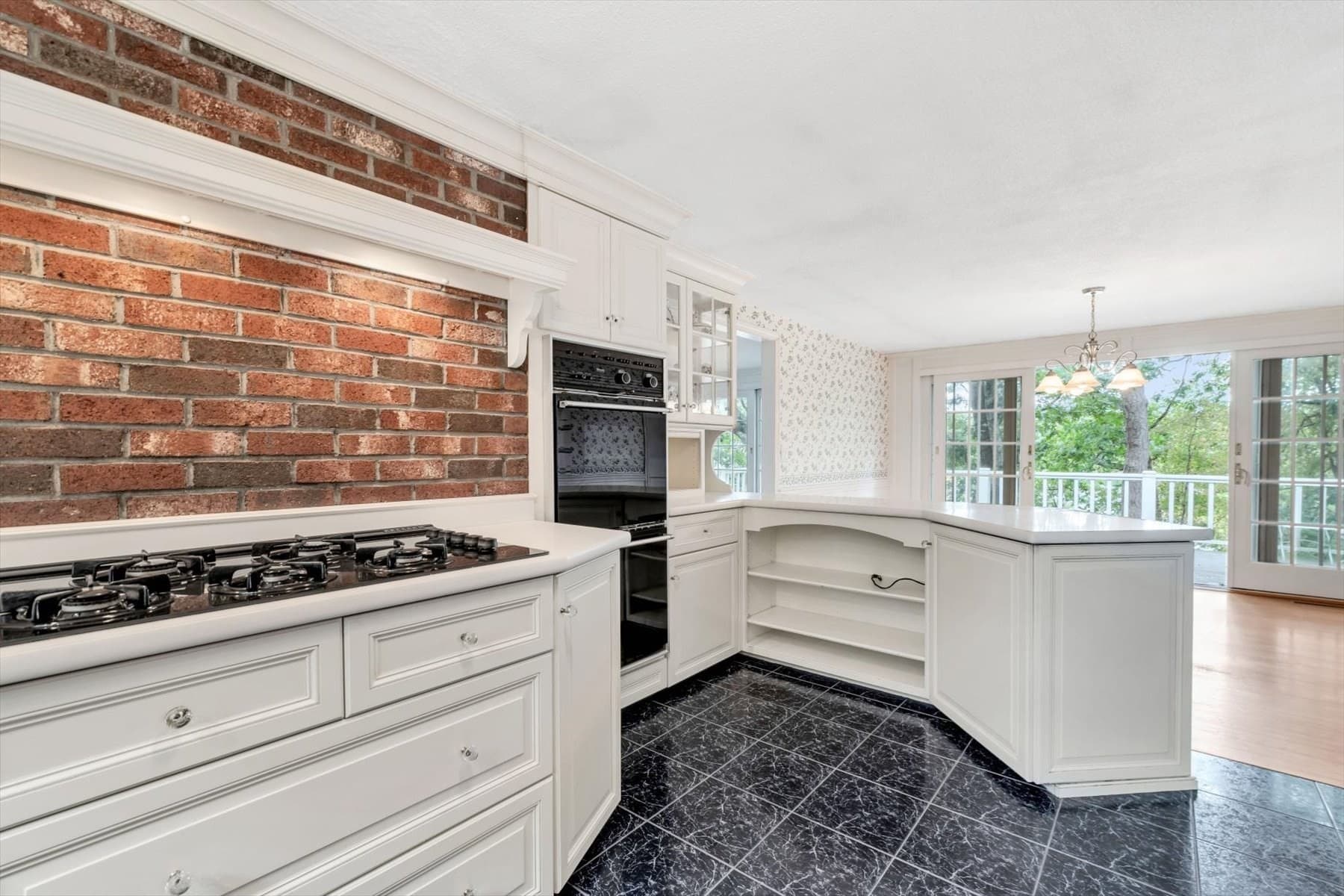 Single Family Residence at 844 W Yarmouth, Yarmouth MA 02675, Yarmouth, photo 12 of 27