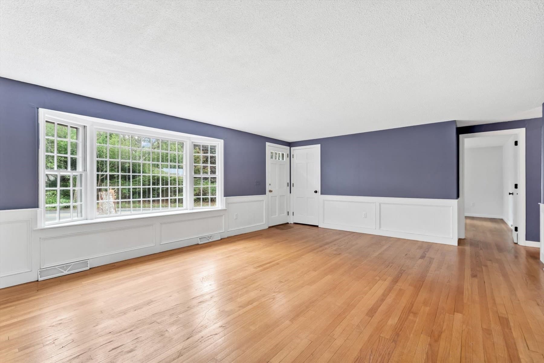 Single Family Residence at 844 W Yarmouth, Yarmouth MA 02675, Yarmouth, photo 5 of 27