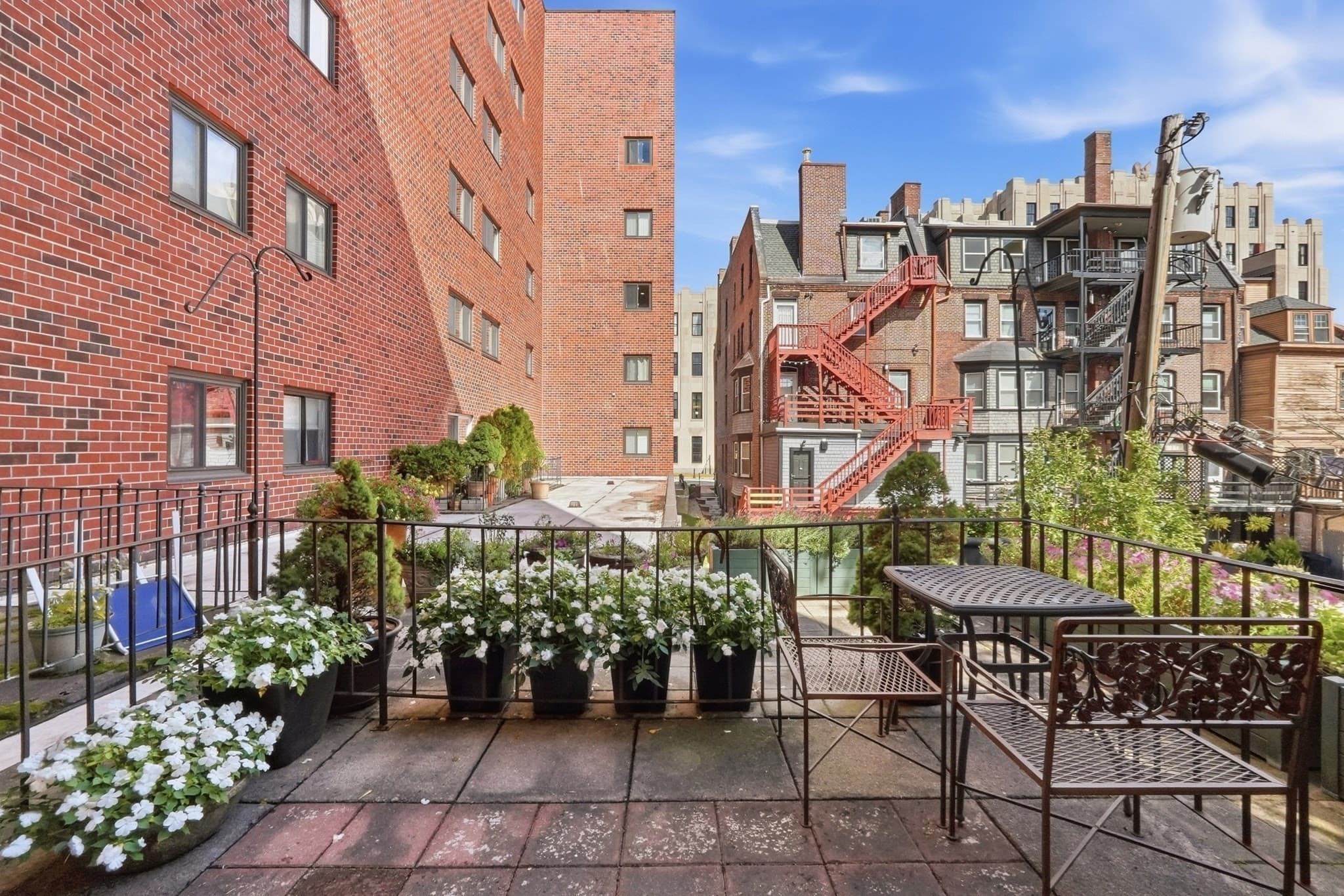 Condominium at 44 Elm Street # 109, Worcester MA 01609, Worcester, photo 23 of 27