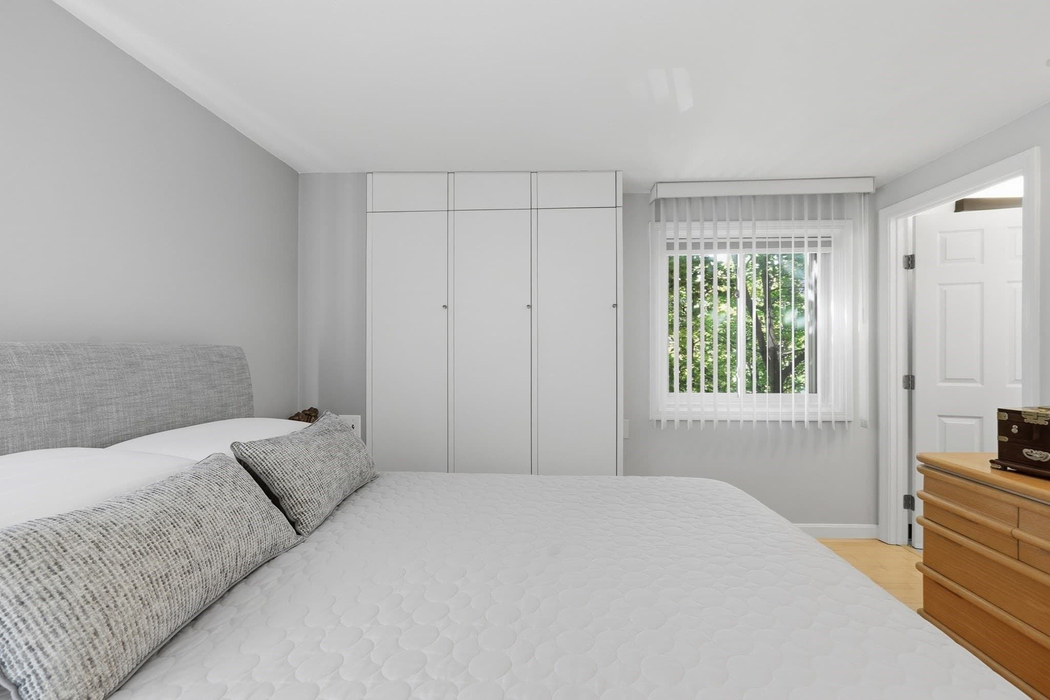 Condominium at 44 Elm Street # 109, Worcester MA 01609, Worcester, photo 18 of 27