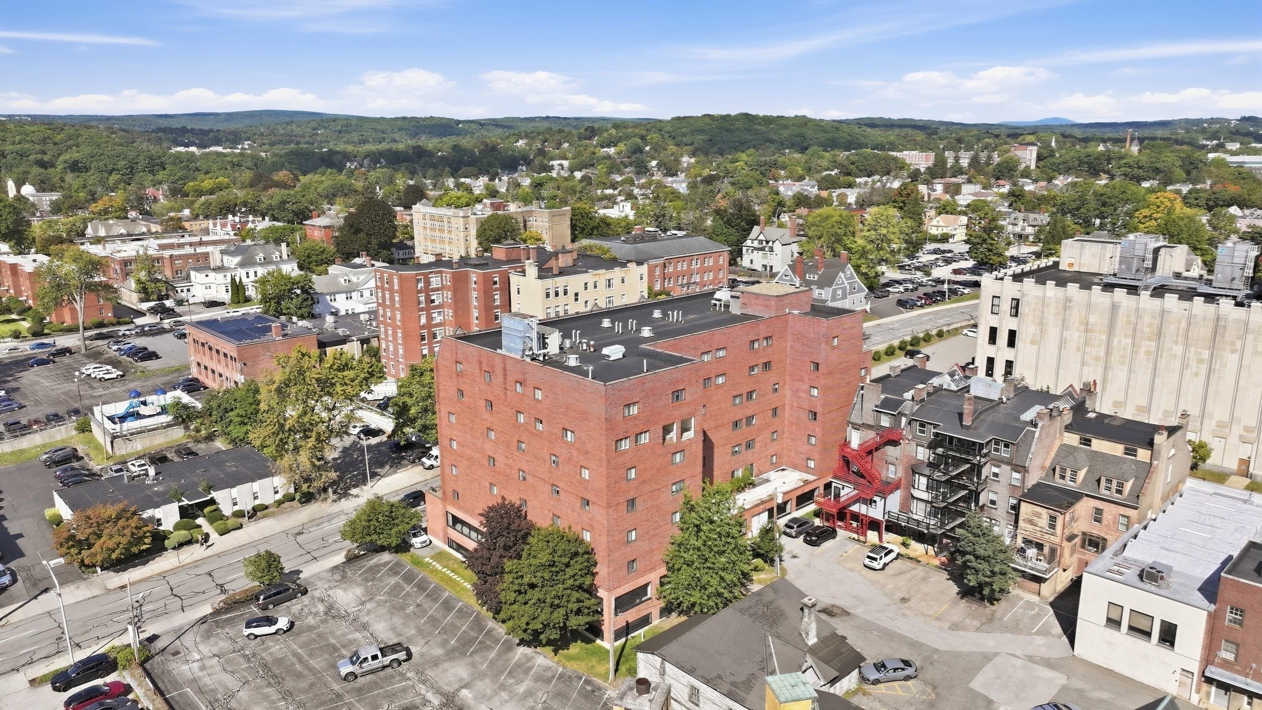 Condominium at 44 Elm Street # 109, Worcester MA 01609, Worcester, photo 4 of 27