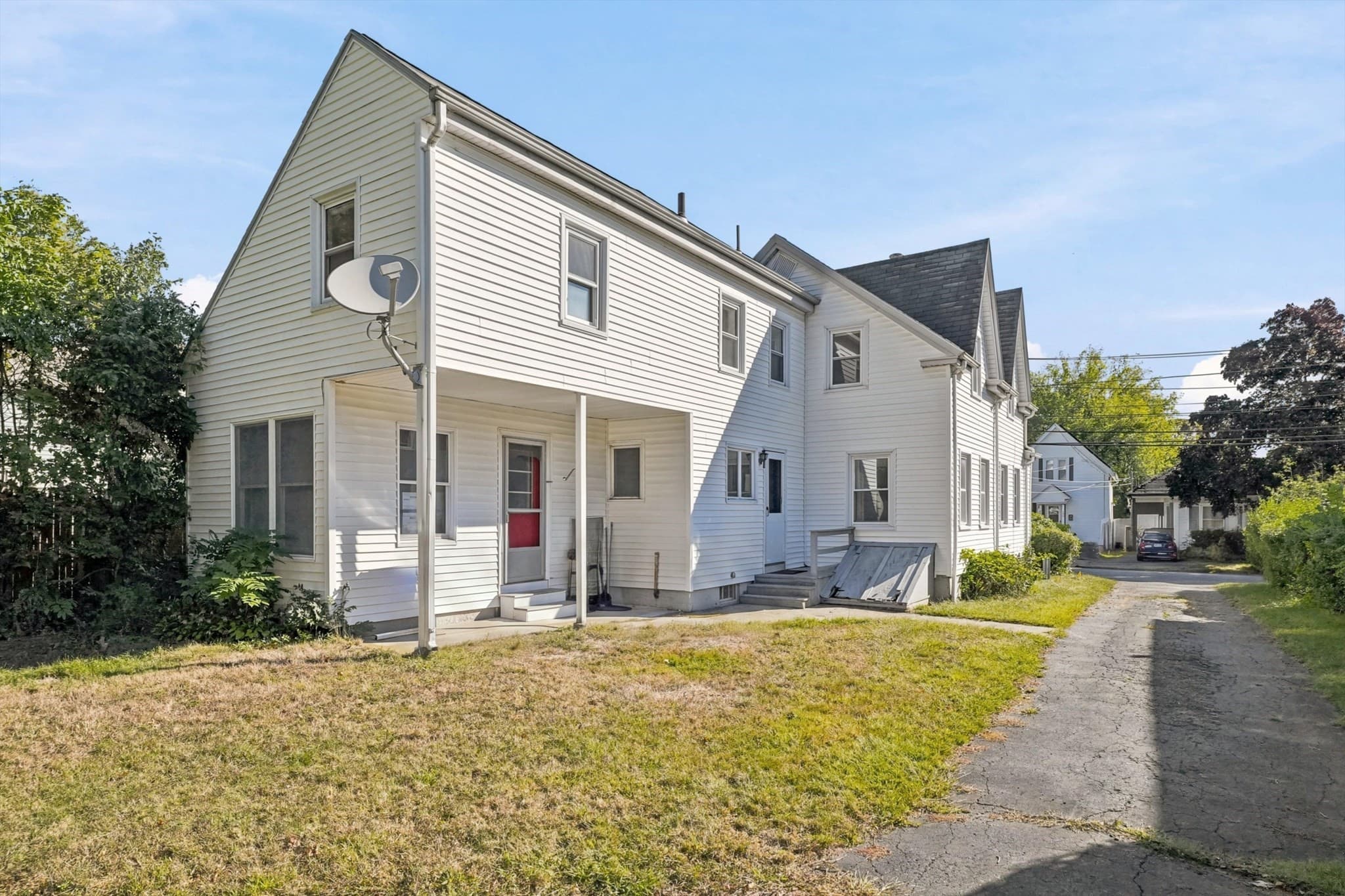 Single Family Residence at 164 Burrill St, Swampscott MA 01907, Swampscott, photo 32 of 40