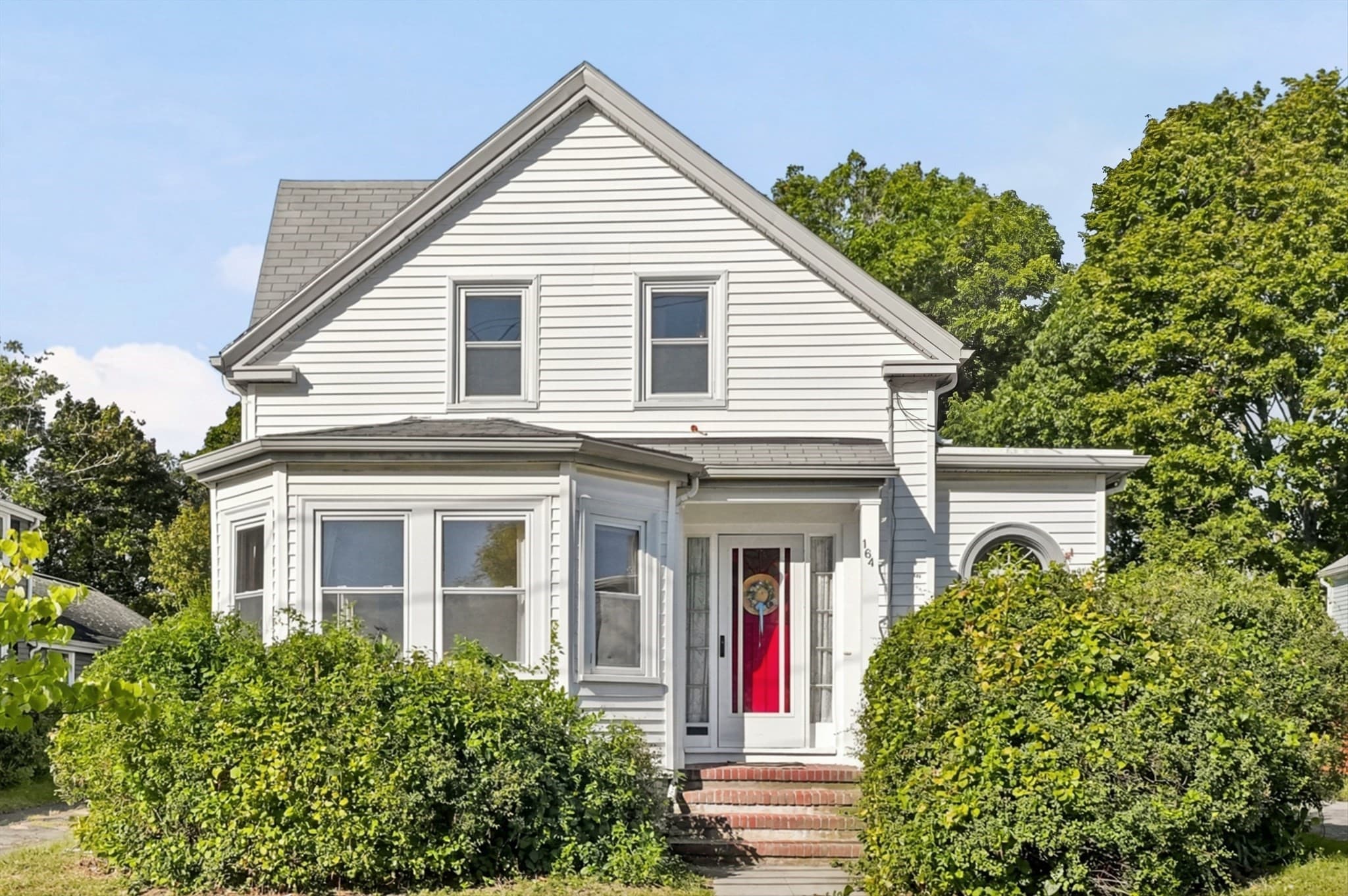 164 Burrill St, Swampscott MA 01907