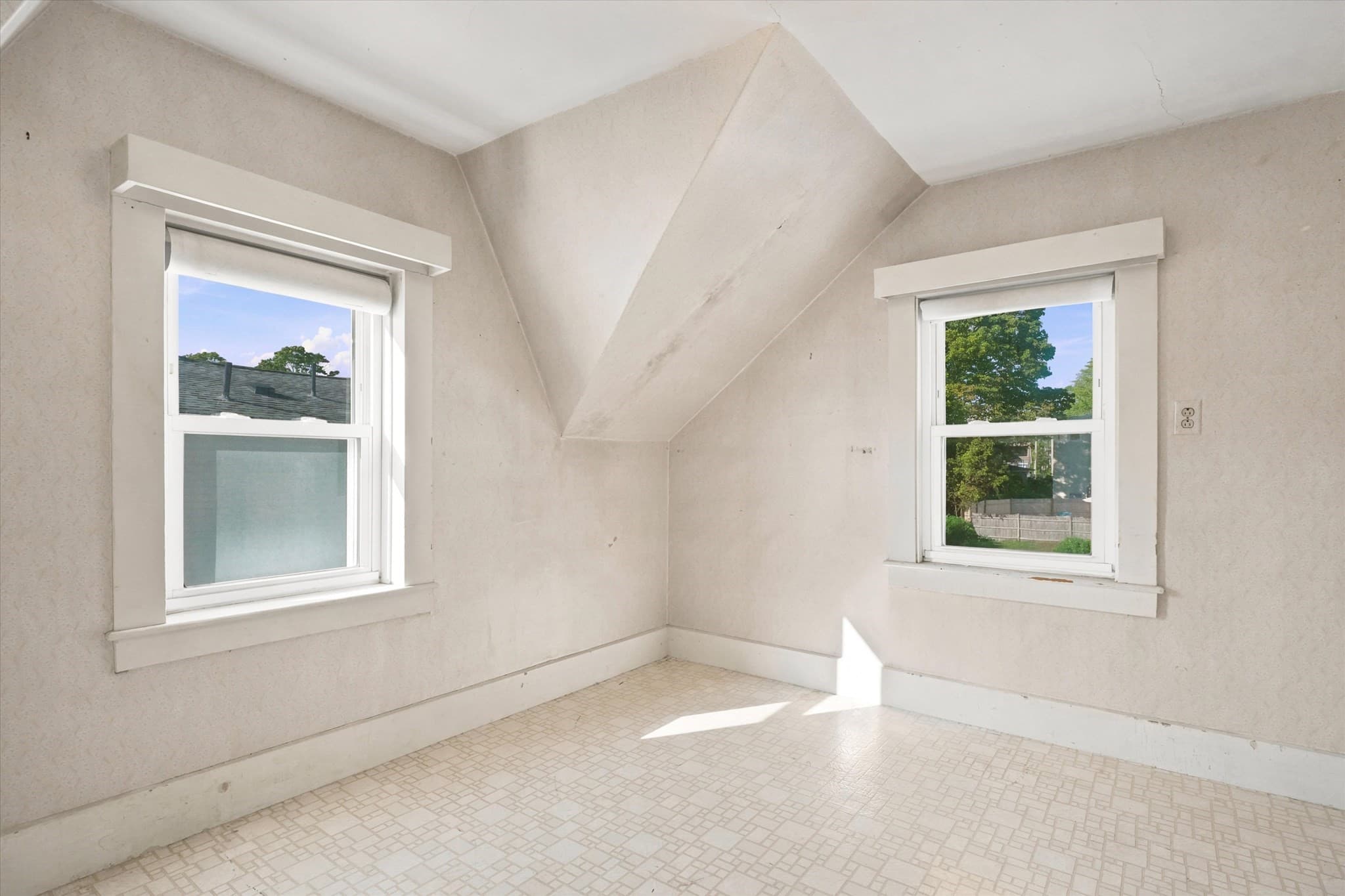 Single Family Residence at 164 Burrill St, Swampscott MA 01907, Swampscott, photo 24 of 40