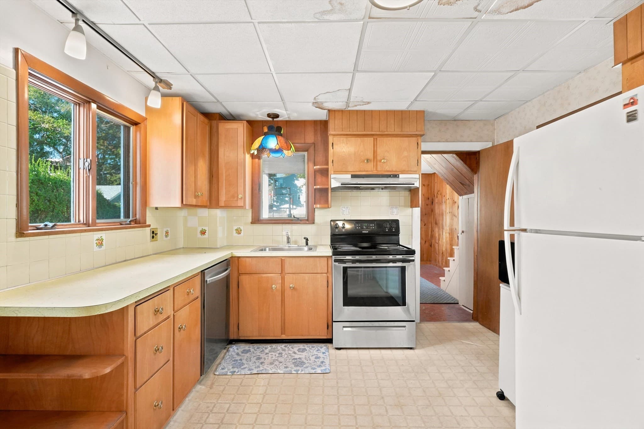 Single Family Residence at 164 Burrill St, Swampscott MA 01907, Swampscott, photo 15 of 40