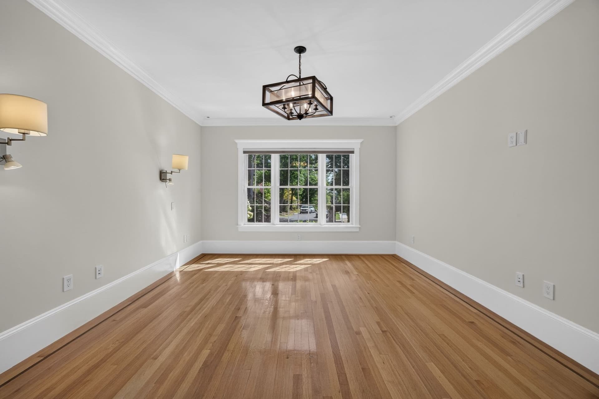 Single Family Residence at 68 W Hill Ave, Melrose MA 02176, photo 13 of 42