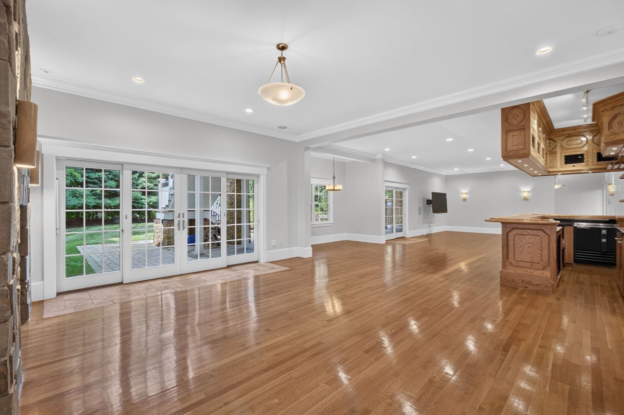 Single Family Residence at 68 W Hill Ave, Melrose MA 02176, Melrose, photo 29 of 42