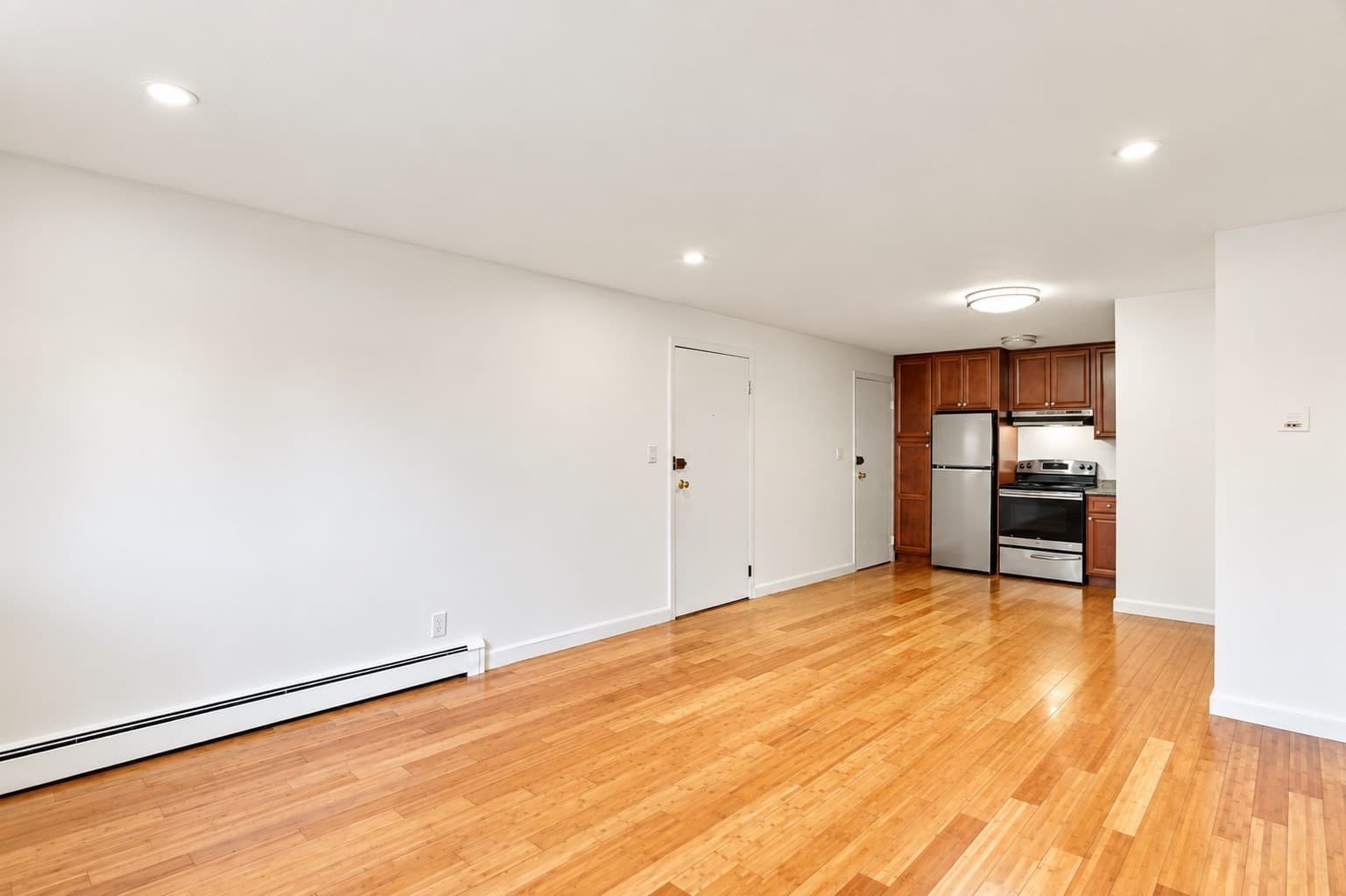 Condominium at 41 Warren St # B2, Waltham MA 02453, Waltham, photo 6 of 23