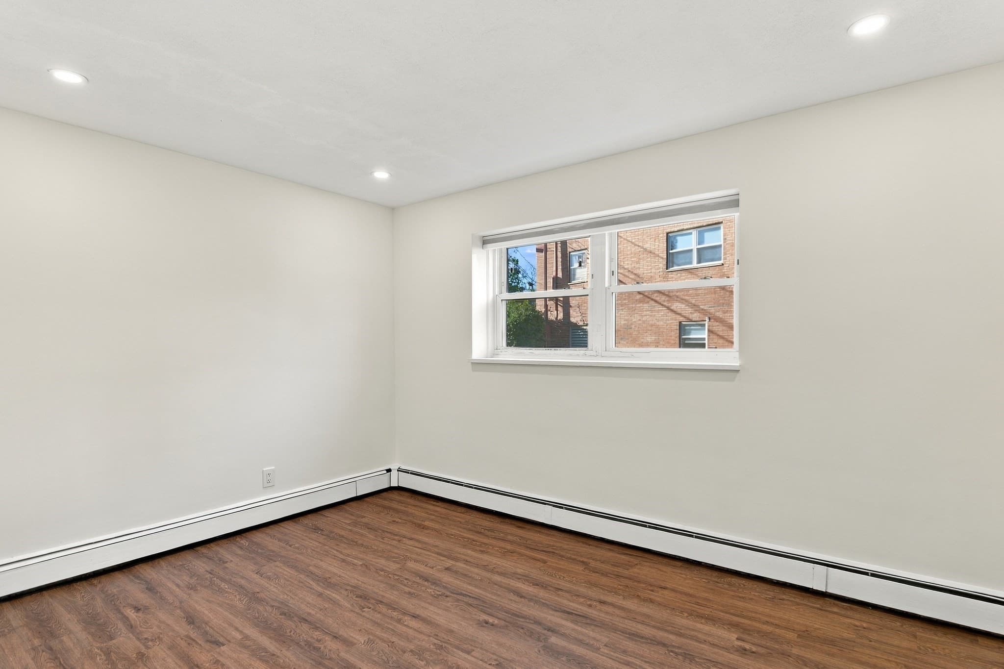 Condominium at 41 Warren St # B2, Waltham MA 02453, Waltham, photo 12 of 23