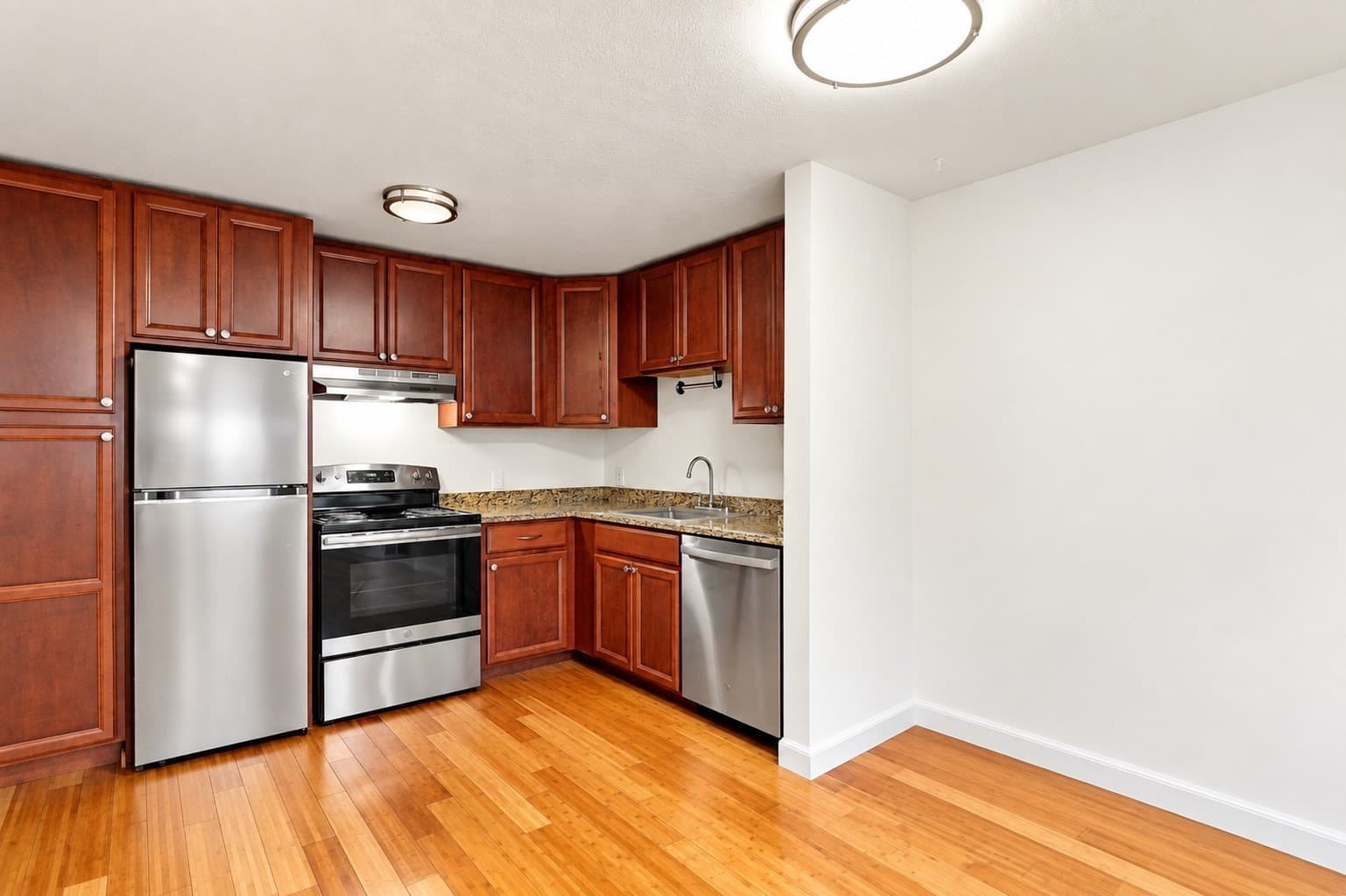 41 Warren St # B2, Waltham MA 02453