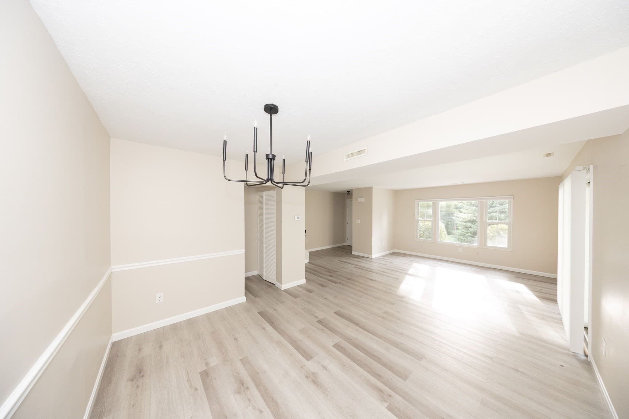 Condominium at 701 Edgebrook Dr # 701, Boylston MA 01505, Boylston, photo 3 of 28