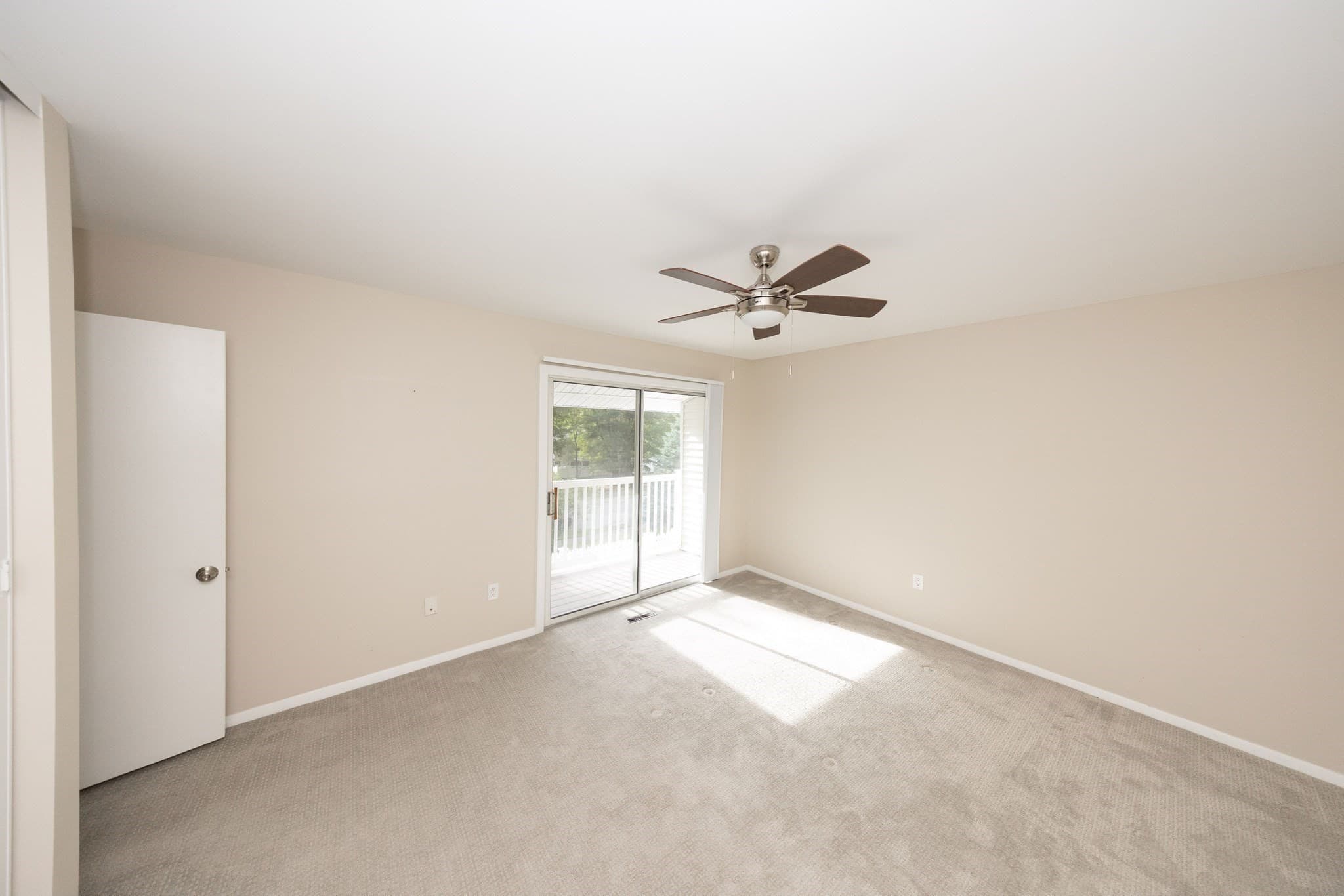 Condominium at 701 Edgebrook Dr # 701, Boylston MA 01505, Boylston, photo 15 of 28