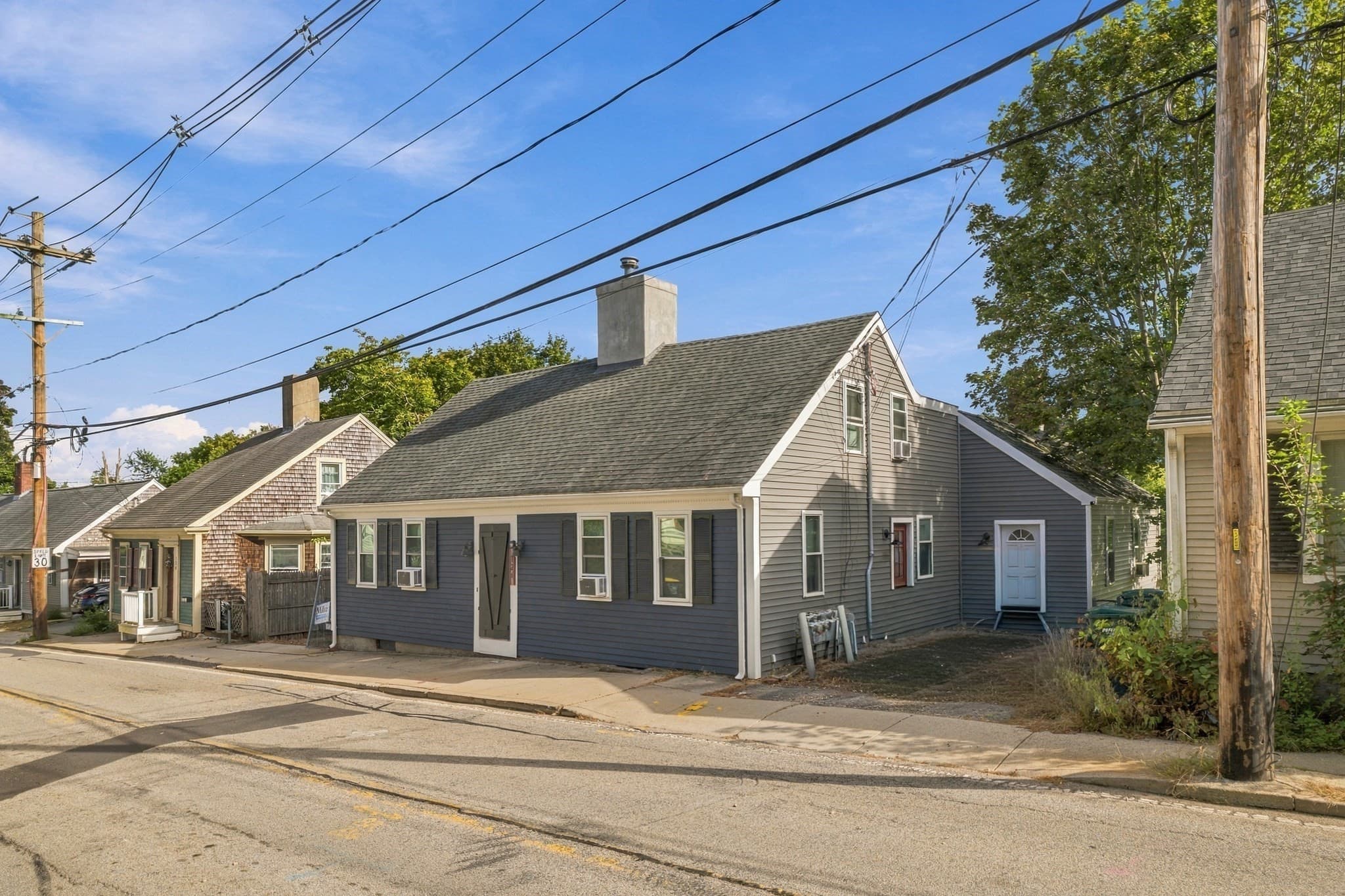 3 Family at 126 Summer Street, Plymouth MA 02360, Plymouth, photo 2 of 41