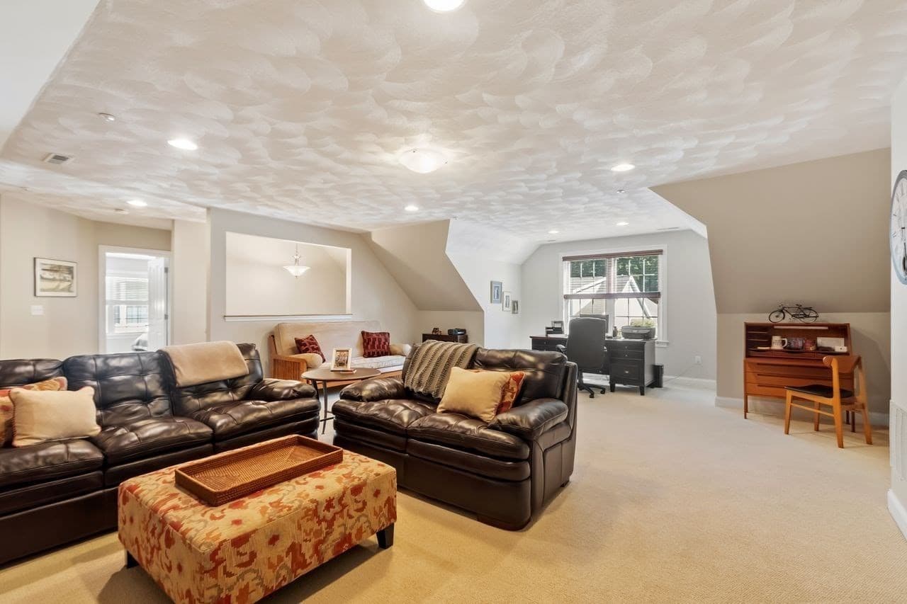Condominium at 175 Cortland Drive # 175, North Andover MA 01845, North Andover, photo 23 of 35