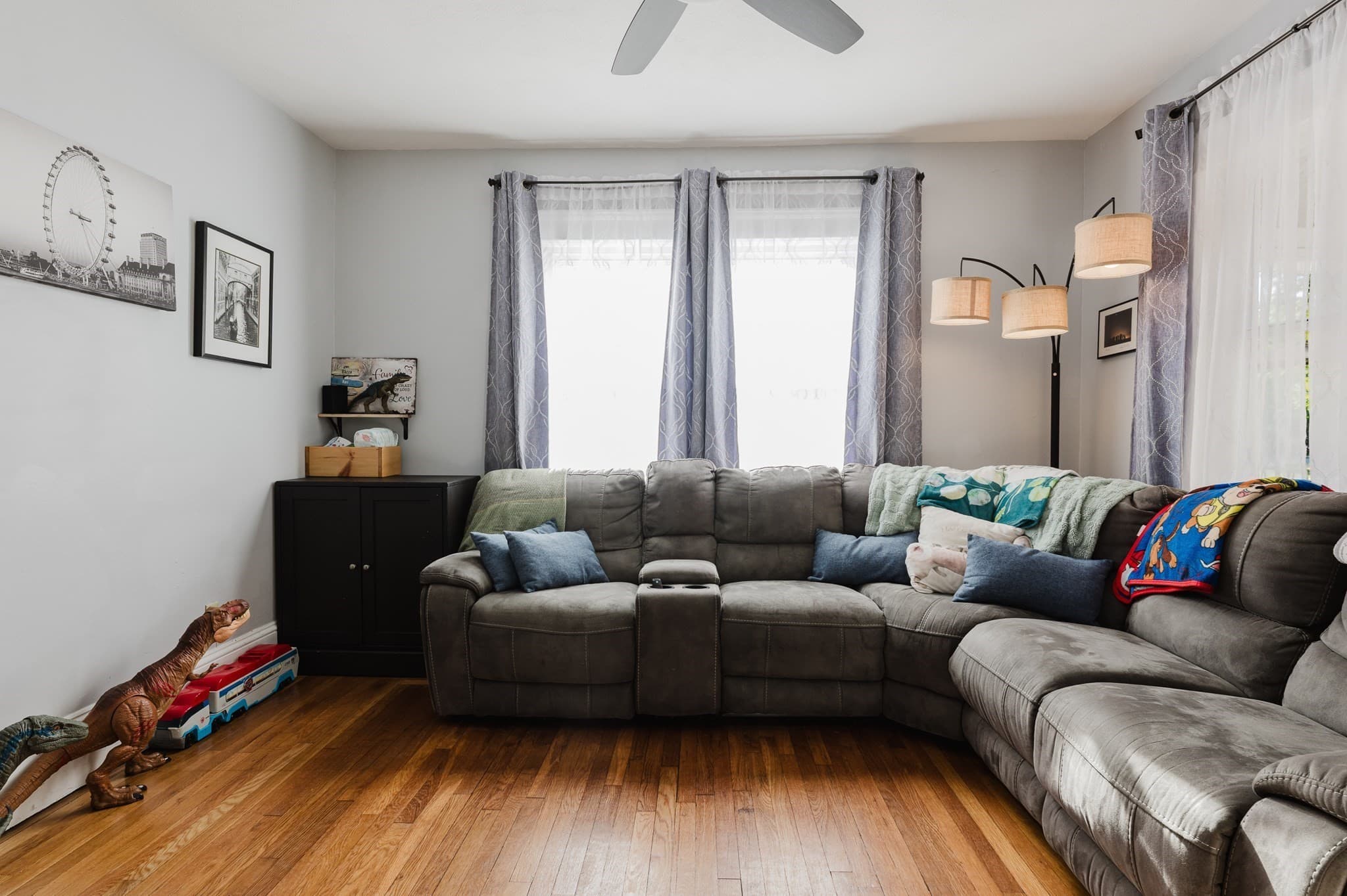 Single Family Residence at 27 Cecile St, Lincoln RI 02865, Lincoln, photo 5 of 41