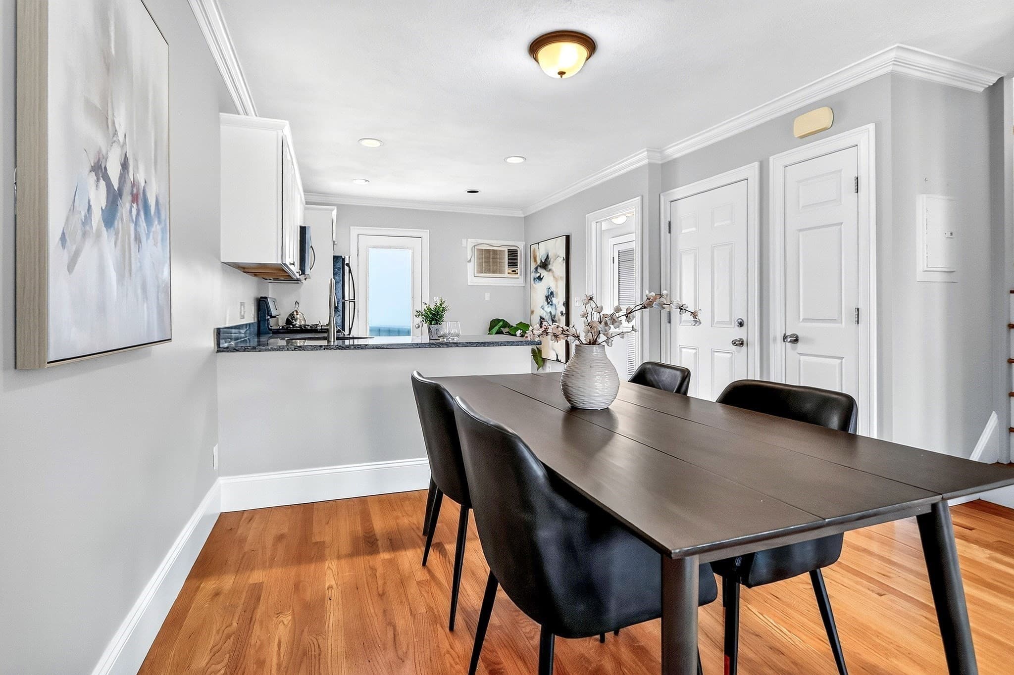 Condominium at 139 W 6th St # 2, Boston MA 02127, Boston, photo 13 of 33